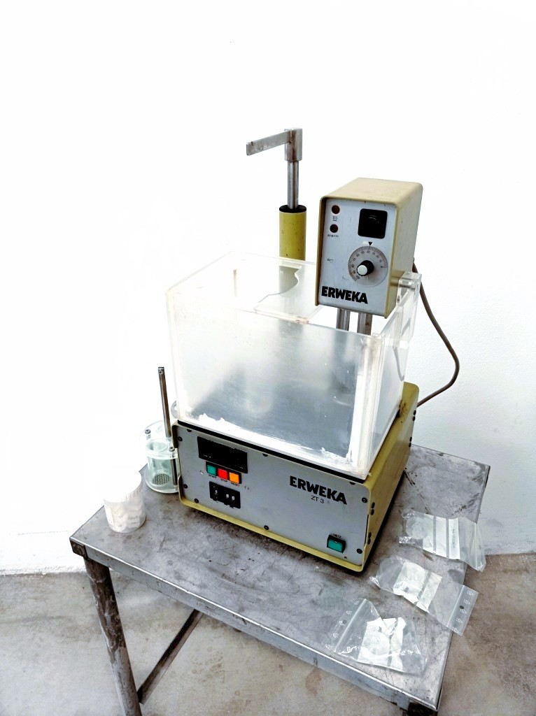 Laboratorio in vendita