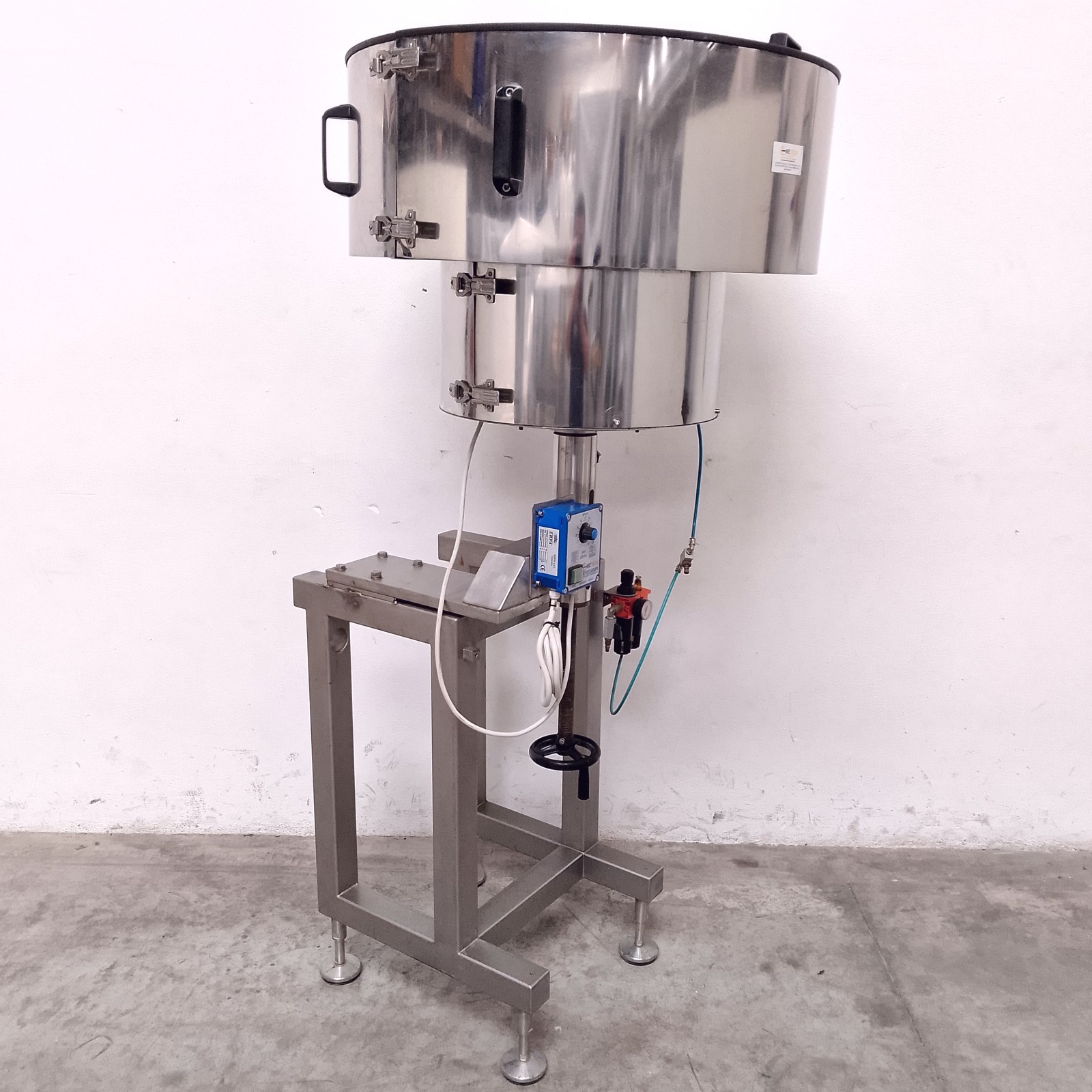 ALIMENTATORE VIBRANTE PER TAPPI (COD. PH-PR-ALI-130) in vendita - foto 2