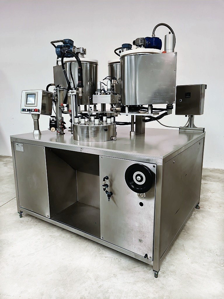 RIEMPITRICE LIQUIDI A CALDO – TECNICOLL SWIRL 3C  in vendita - foto 1