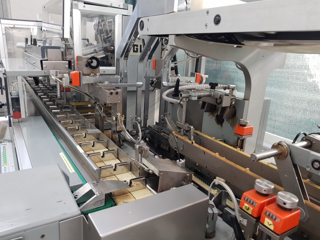 ASTUCCIATRICE ORIZZONTALE AUTOMATICA - IMA MOD. K150/C  in vendita - foto 15