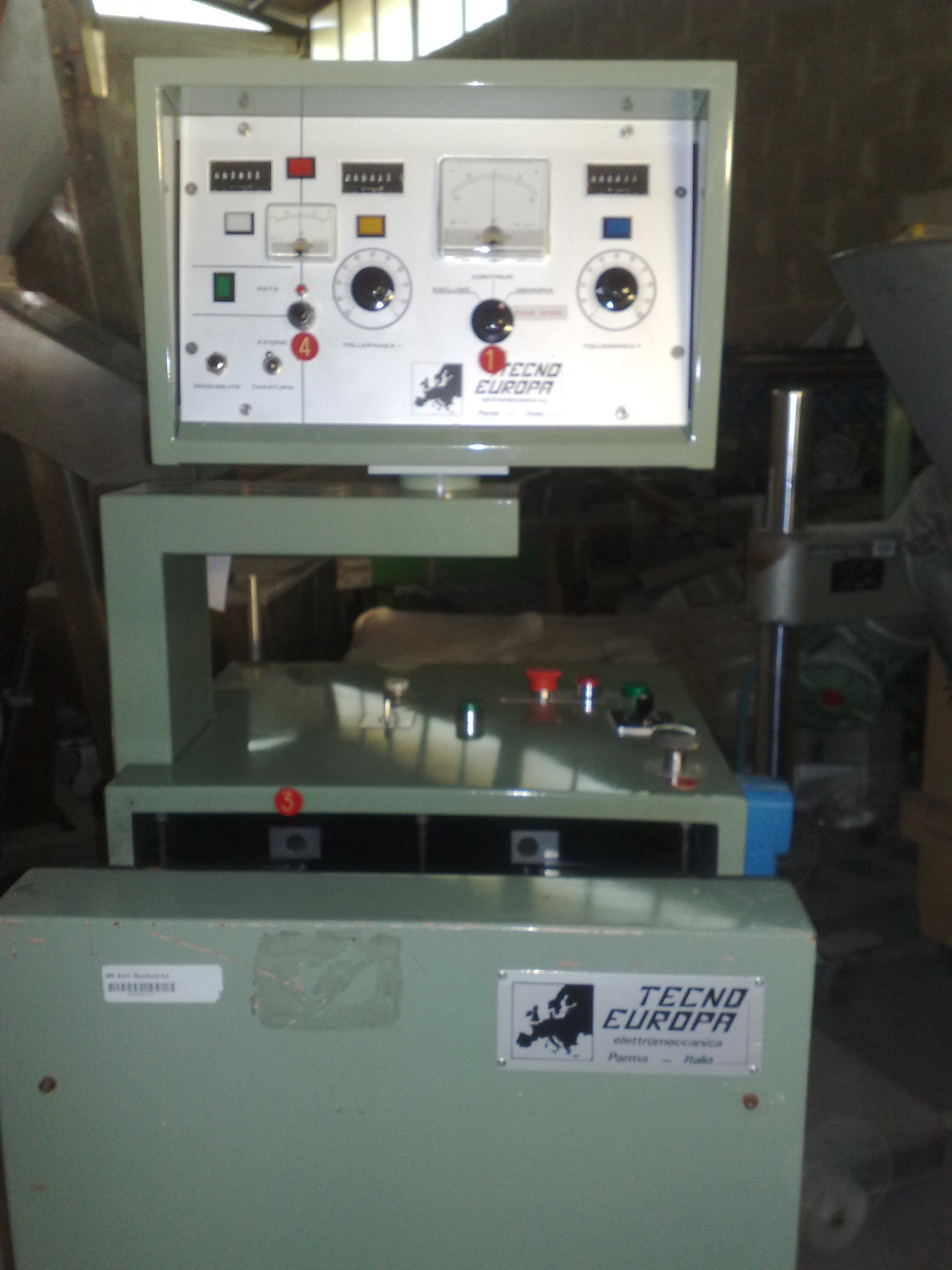 BILANCIA DI LINEA TECNOEUR HQ2012-2013 COD. MF-PK-BIL-1 in vendita - foto 6