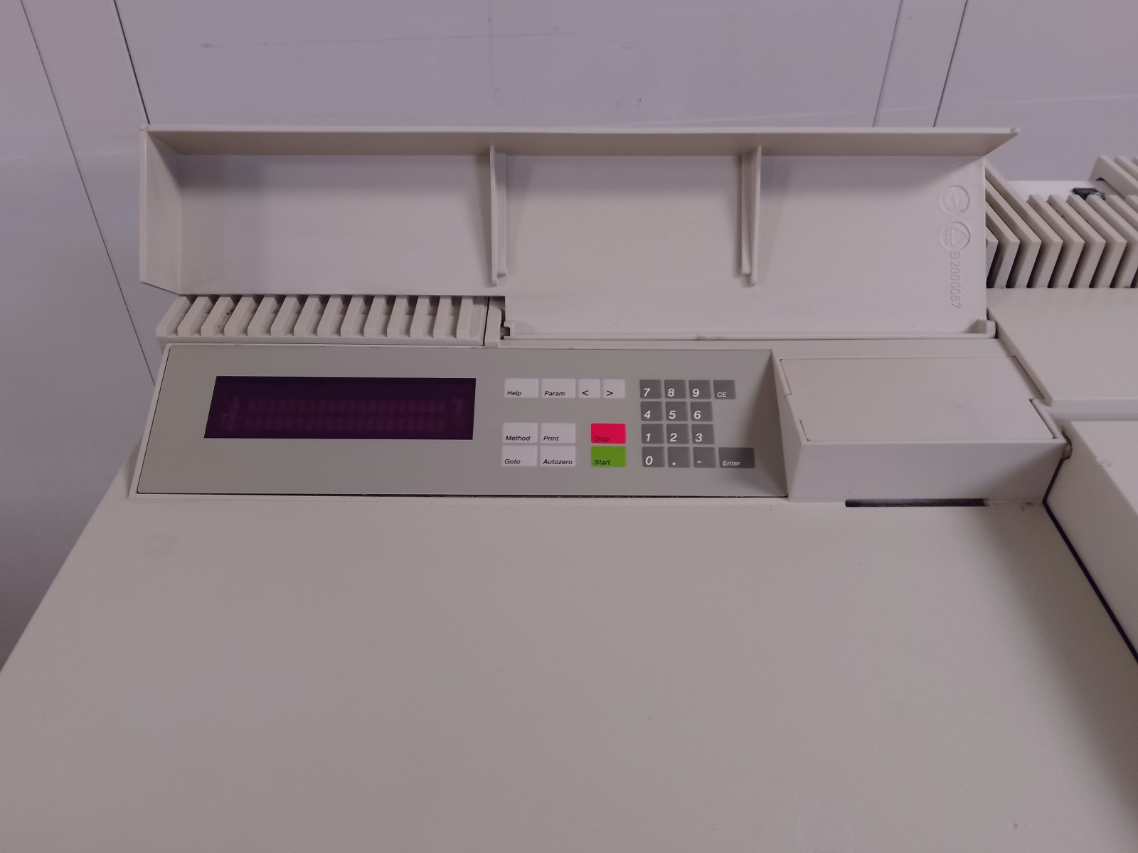 SPETTOMETRO UV-VISIBILE PERKIN ELMER (LAB-SPECT-16) in vendita - foto 7