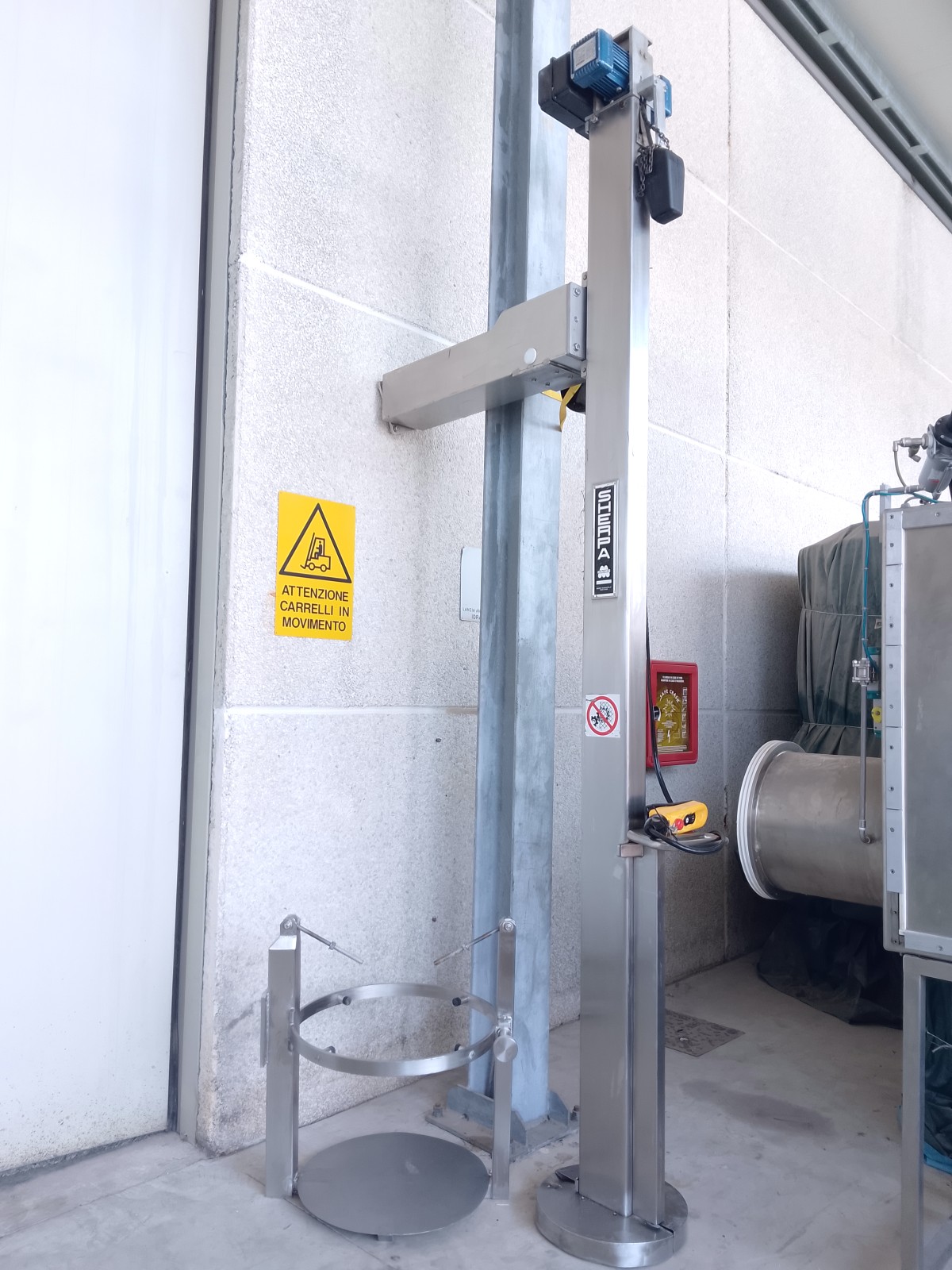 ELEVATORE PER SERBATOI - MANES (COD. MF-PR-ELE-79) in vendita - foto 1