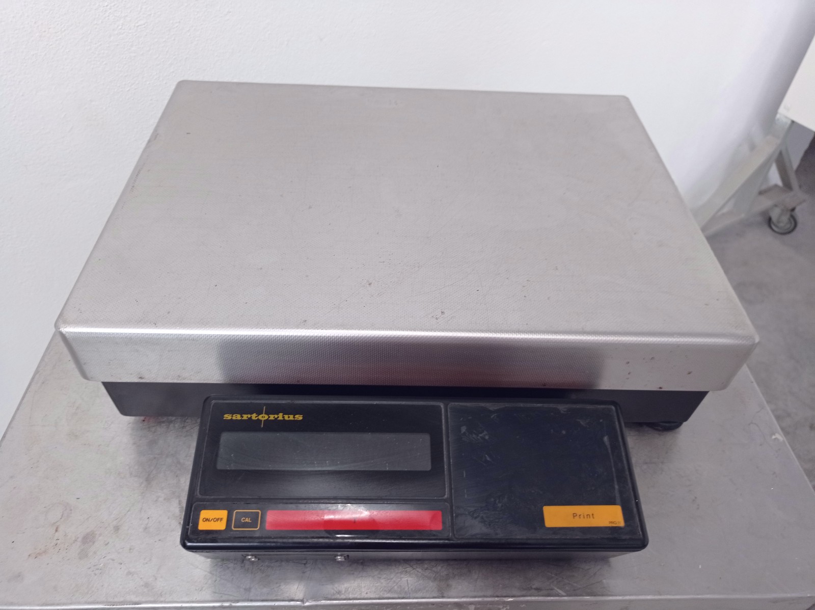 BILANCIA DA BANCO – SARTORIUS (COD. LAB-BIL-21) in vendita - foto 2