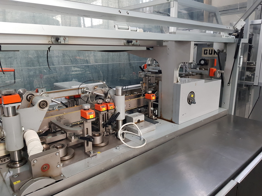 ASTUCCIATRICE ORIZZONTALE AUTOMATICA - IMA MOD. K150/C  in vendita - foto 2