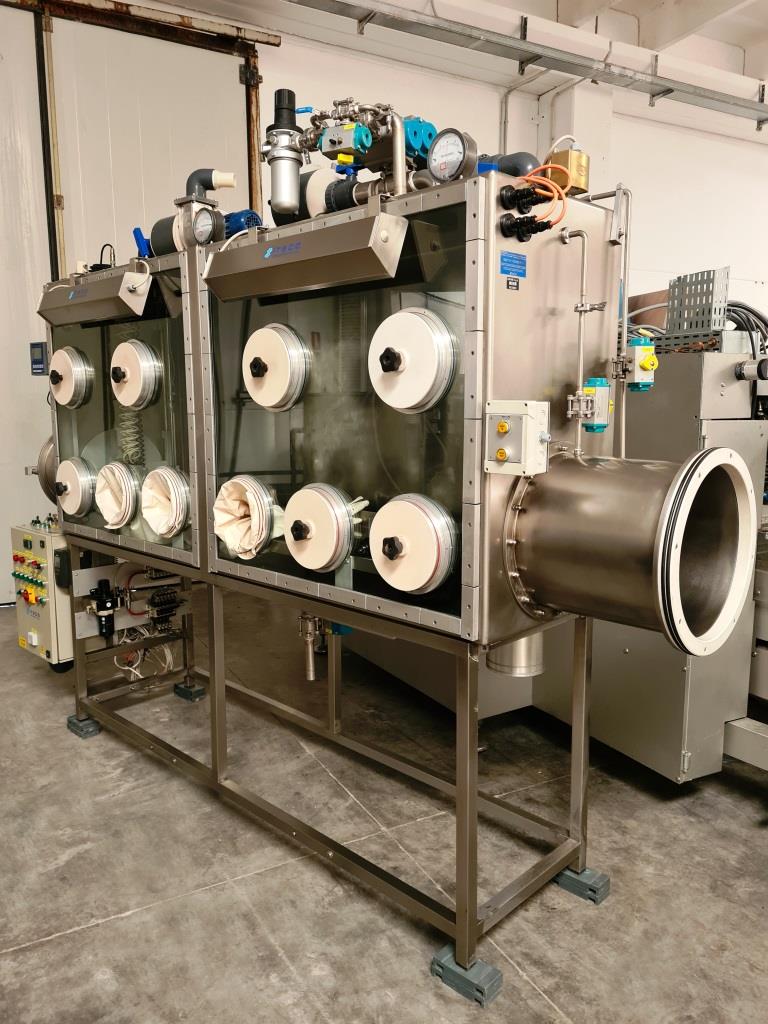 Laboratorio in vendita