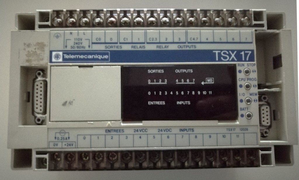 PLC – TELEMECANIQUE – MOD.TSX 17 (COD. RIC-PLC-22) in vendita - foto 1