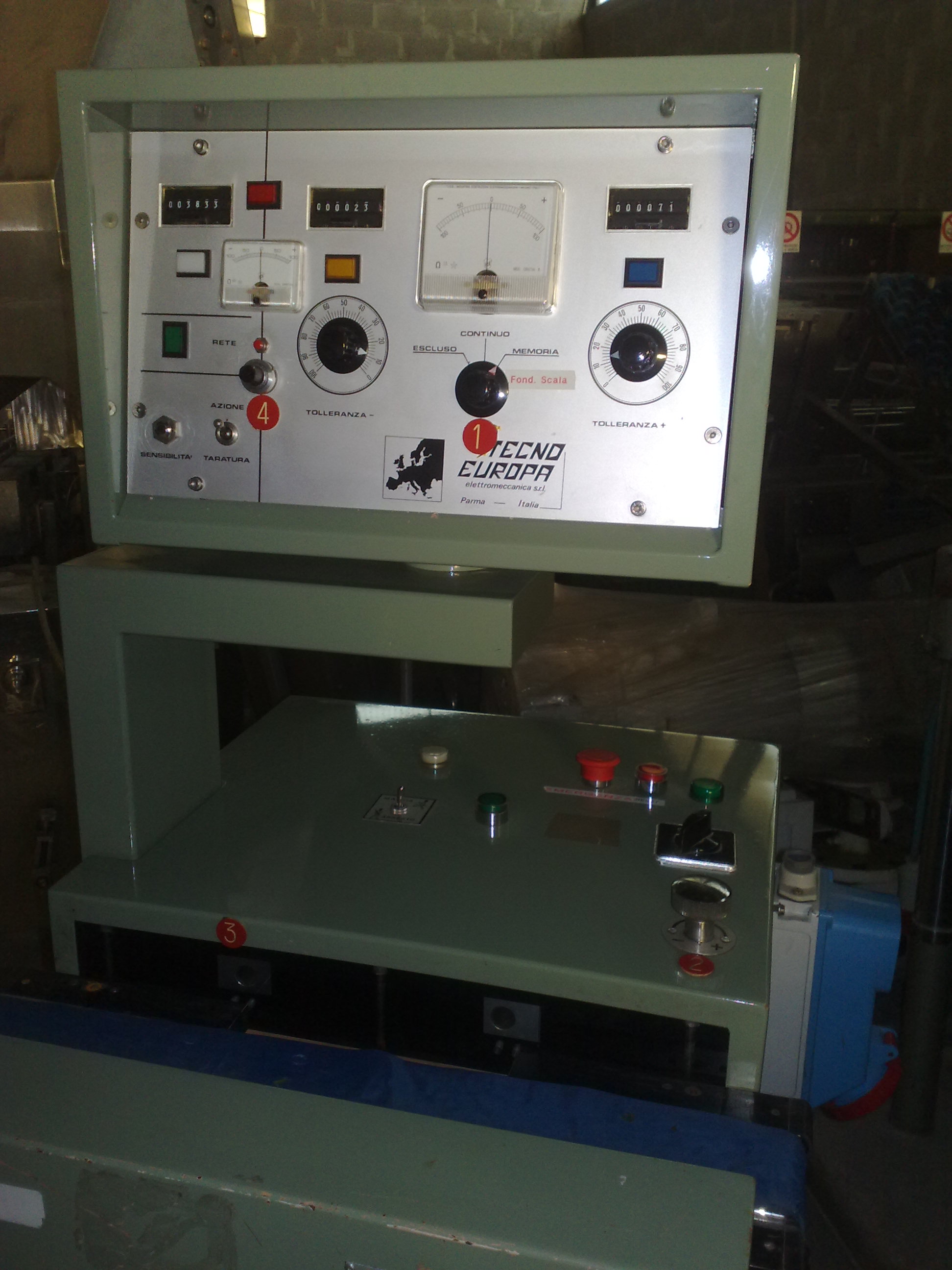 BILANCIA DI LINEA TECNOEUR HQ2012-2013 COD. MF-PK-BIL-1 in vendita - foto 8