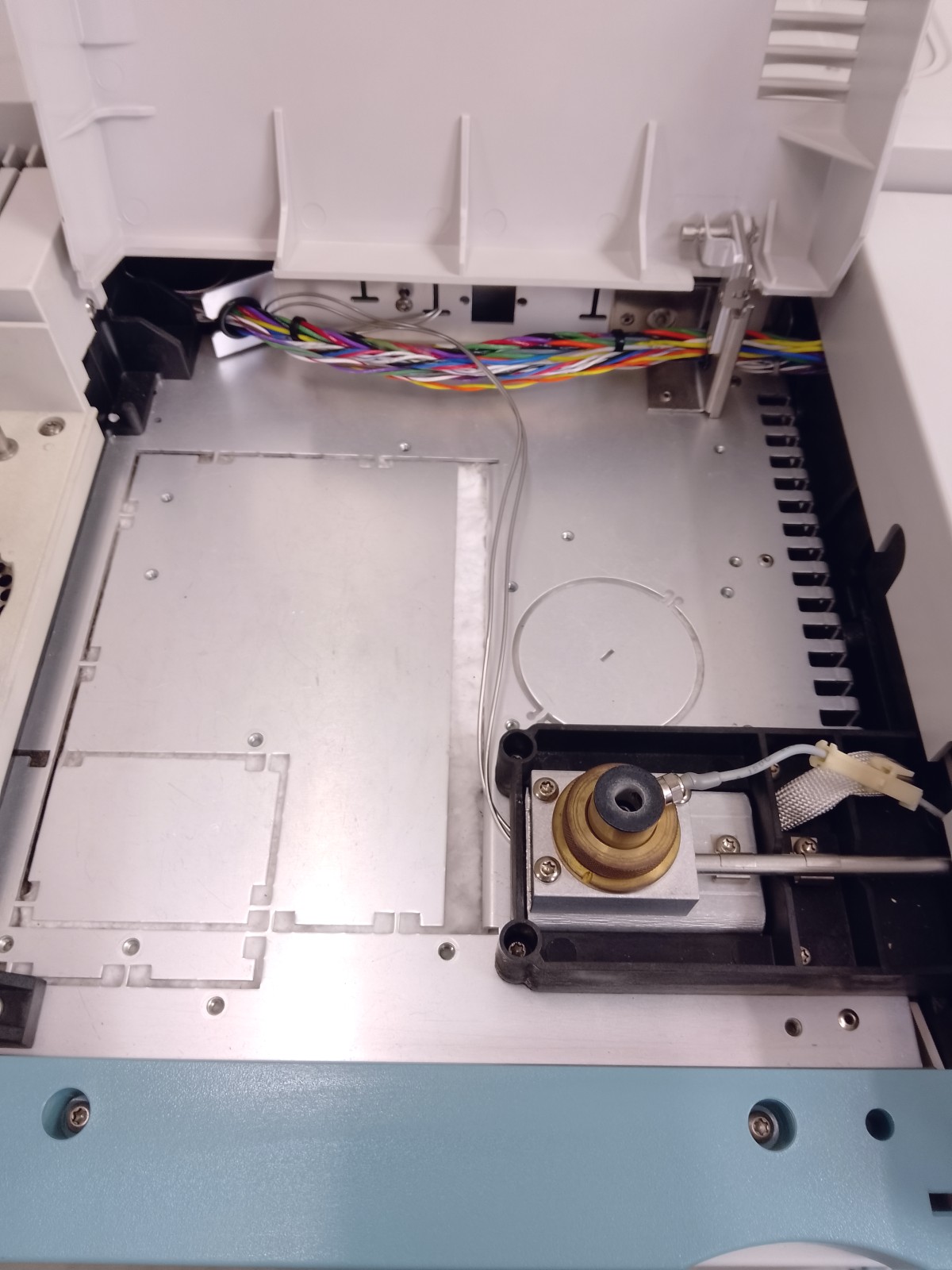 GAS CROMATOGRAFO - HEWLETT PACKARD (COD. LAB-CRO-7) in vendita - foto 9