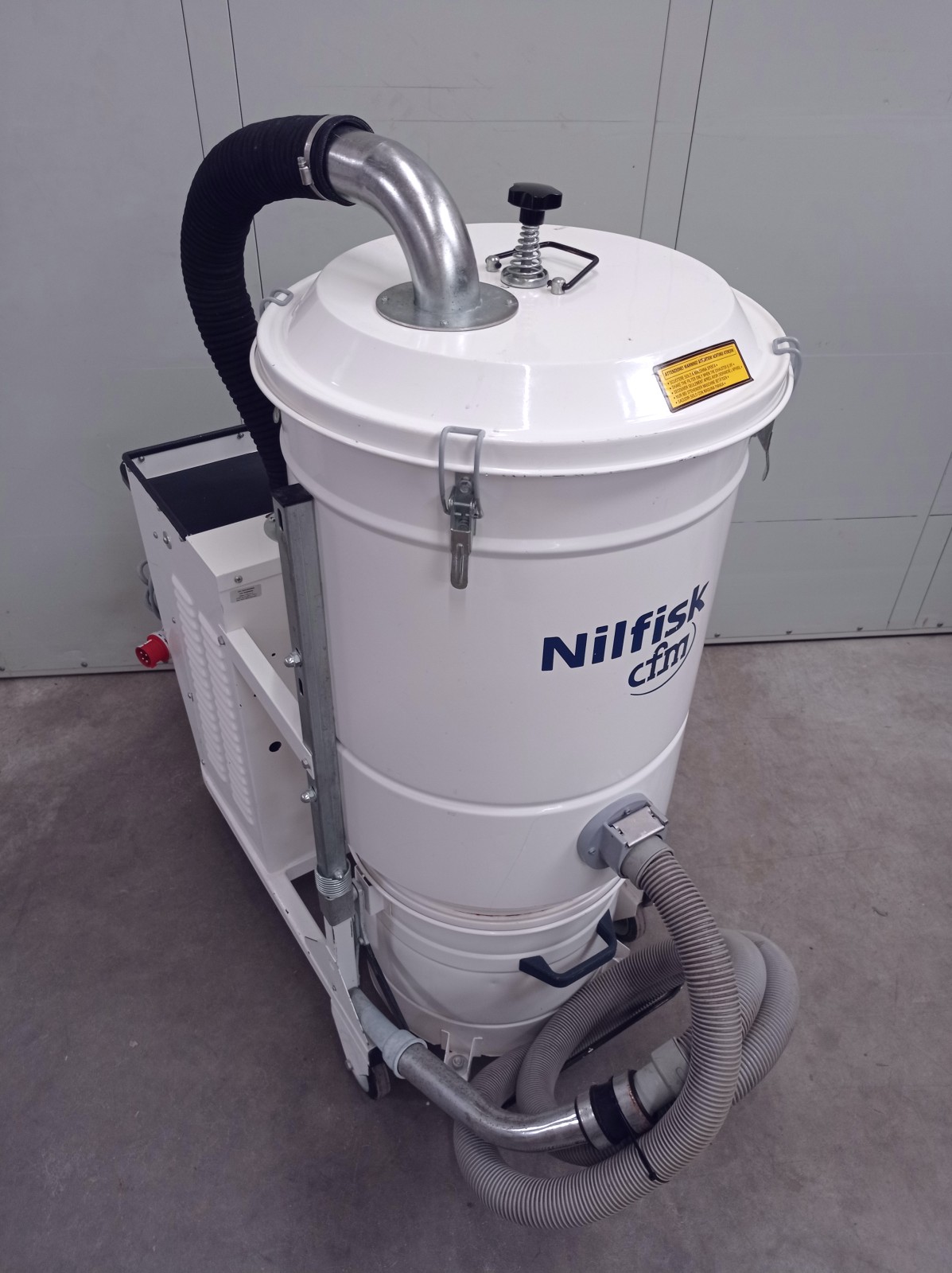 ASPIRATORE INDUSTRIALE POLVERI – NILFISK( MF-PR-ASP-69) in vendita - foto 5