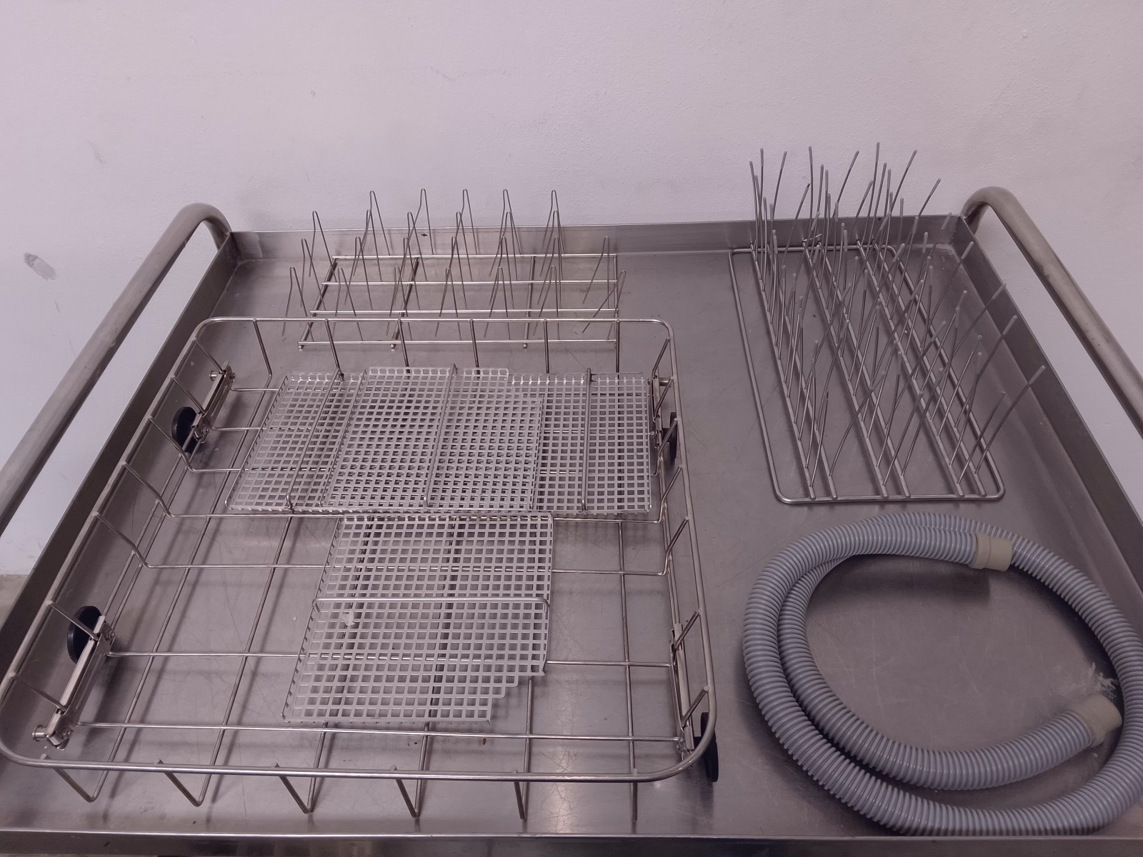 LAVASTRUMENTI/LAVAVETRERIE - MIELE(COD. PH-PR-LAVA-15) in vendita - foto 5