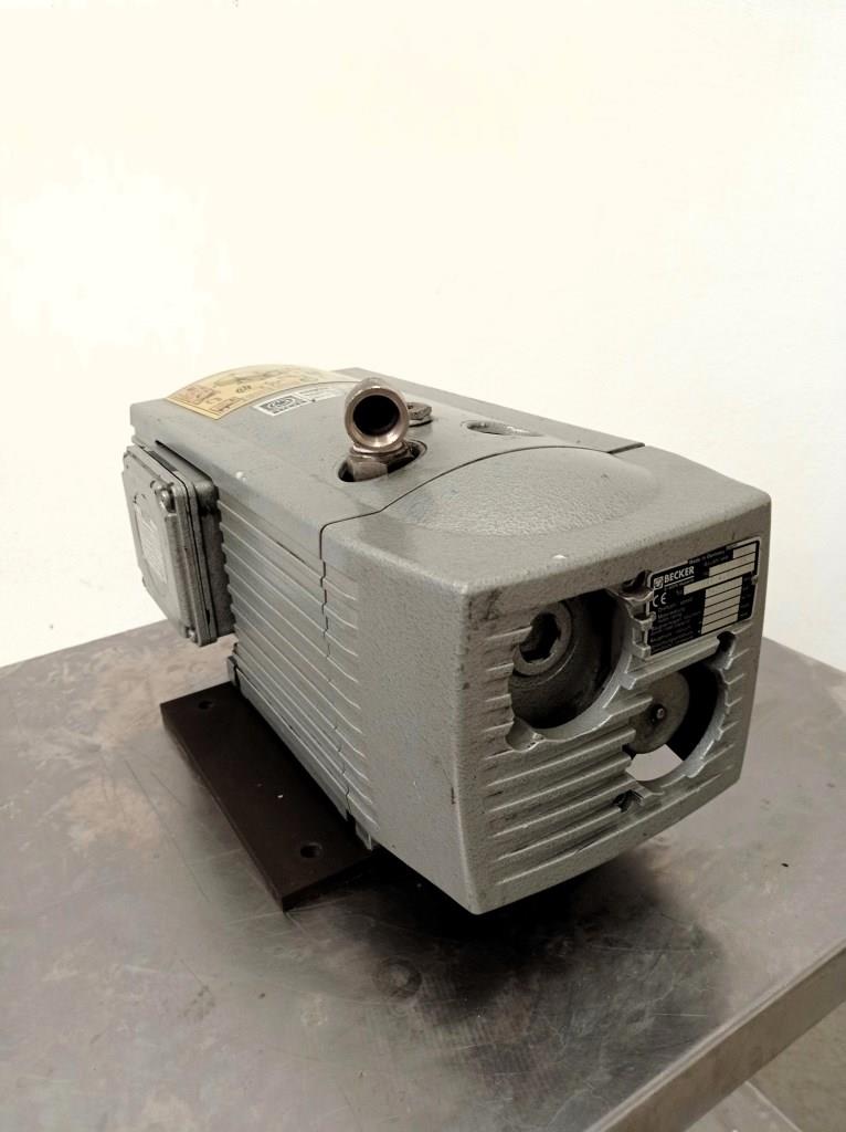 POMPA DA VUOTO - BECKER - MOD. VT 4.10 (POM-145) in vendita - foto 1