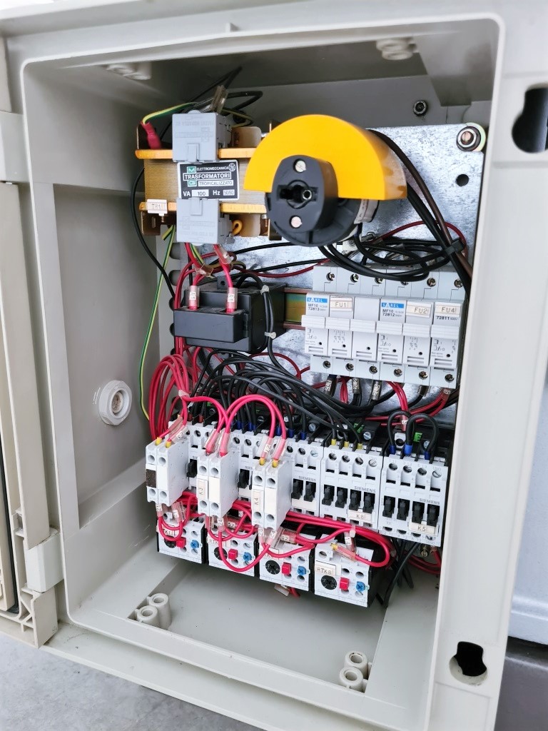 COMPRIMITRICE ROTATIVA RONCHI–AR 18/23(PH-PR-COM-38) in vendita - foto 4