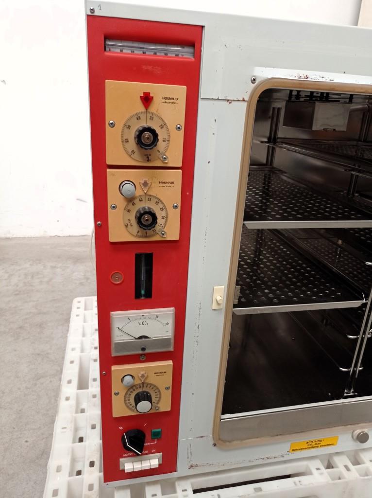 INCUBATRICE DA LABORATORIO - HERAEUS - B 5060 (FOR-24) in vendita - foto 5