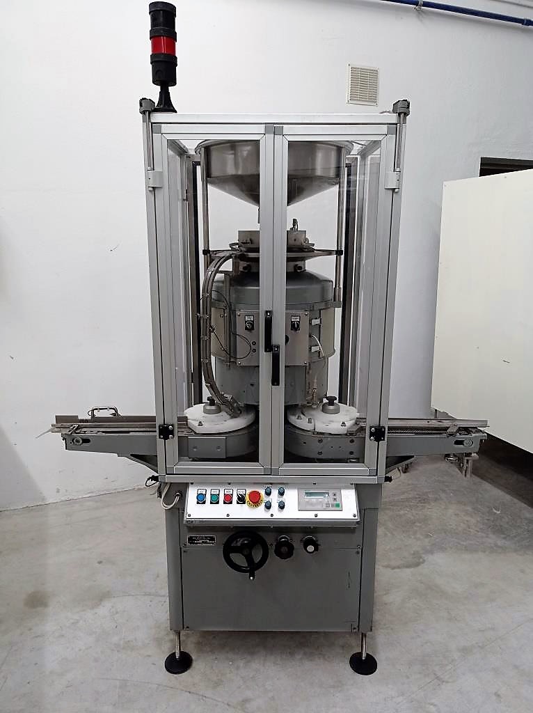 TAPPATRICE THE WEST CO MOD. RW500 (COD. MF-PK-TAP-35) in vendita - foto 1