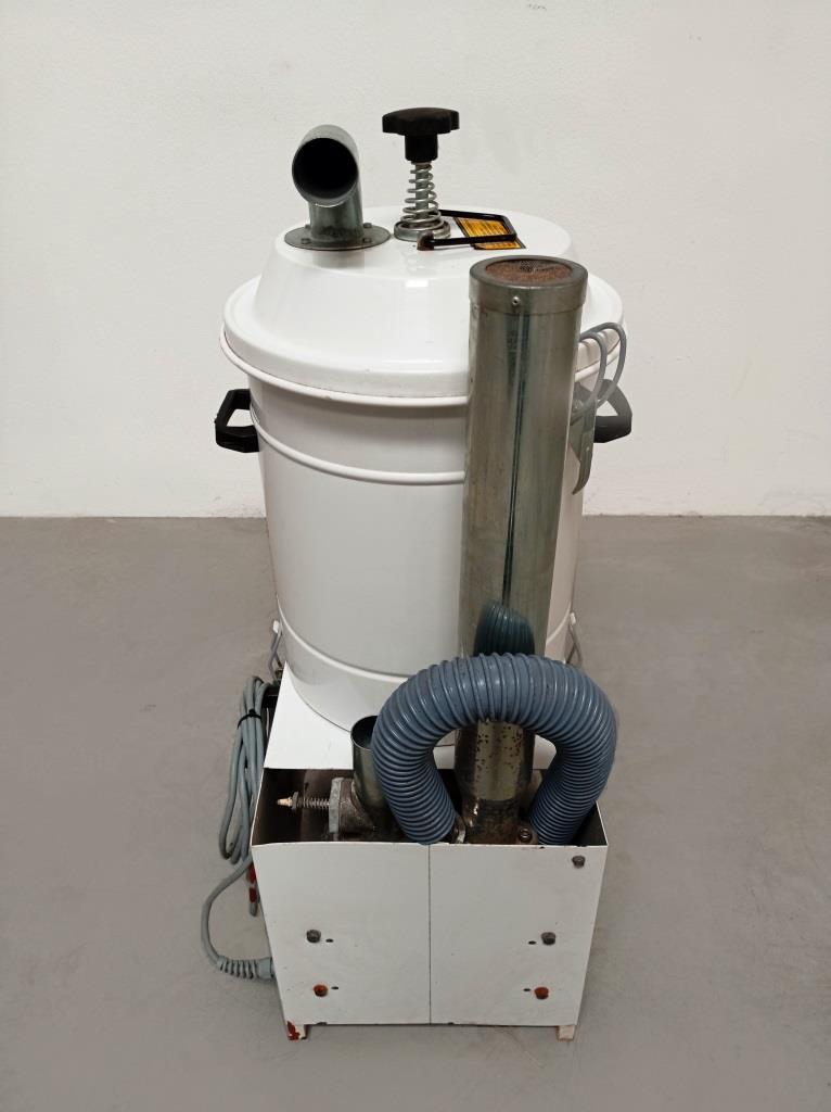 ASPIRATORE IND. PER POLVERI – NILFISK CFM 3151 (ASP-47) in vendita - foto 4