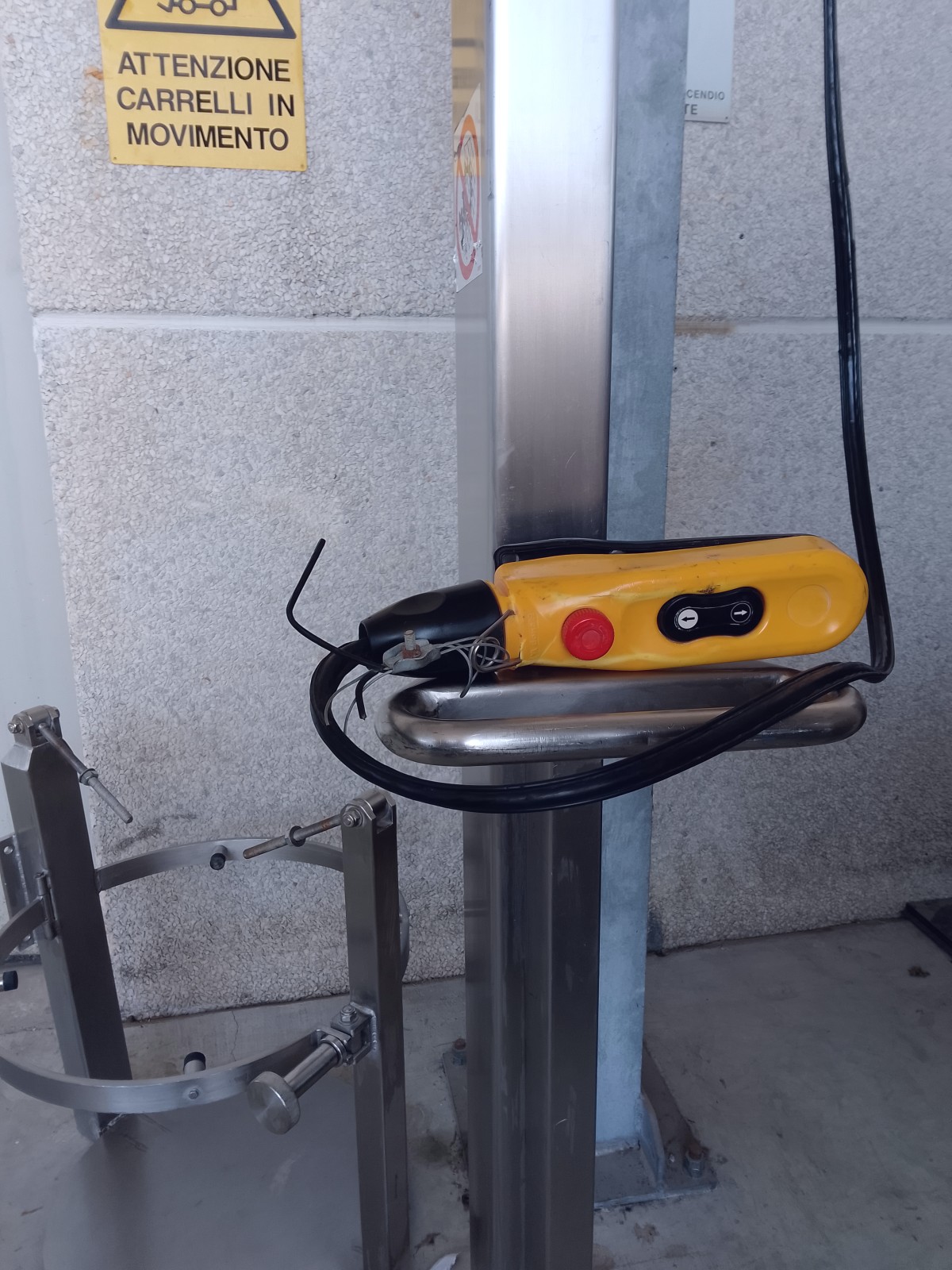 ELEVATORE PER SERBATOI - MANES (COD. MF-PR-ELE-79) in vendita - foto 4