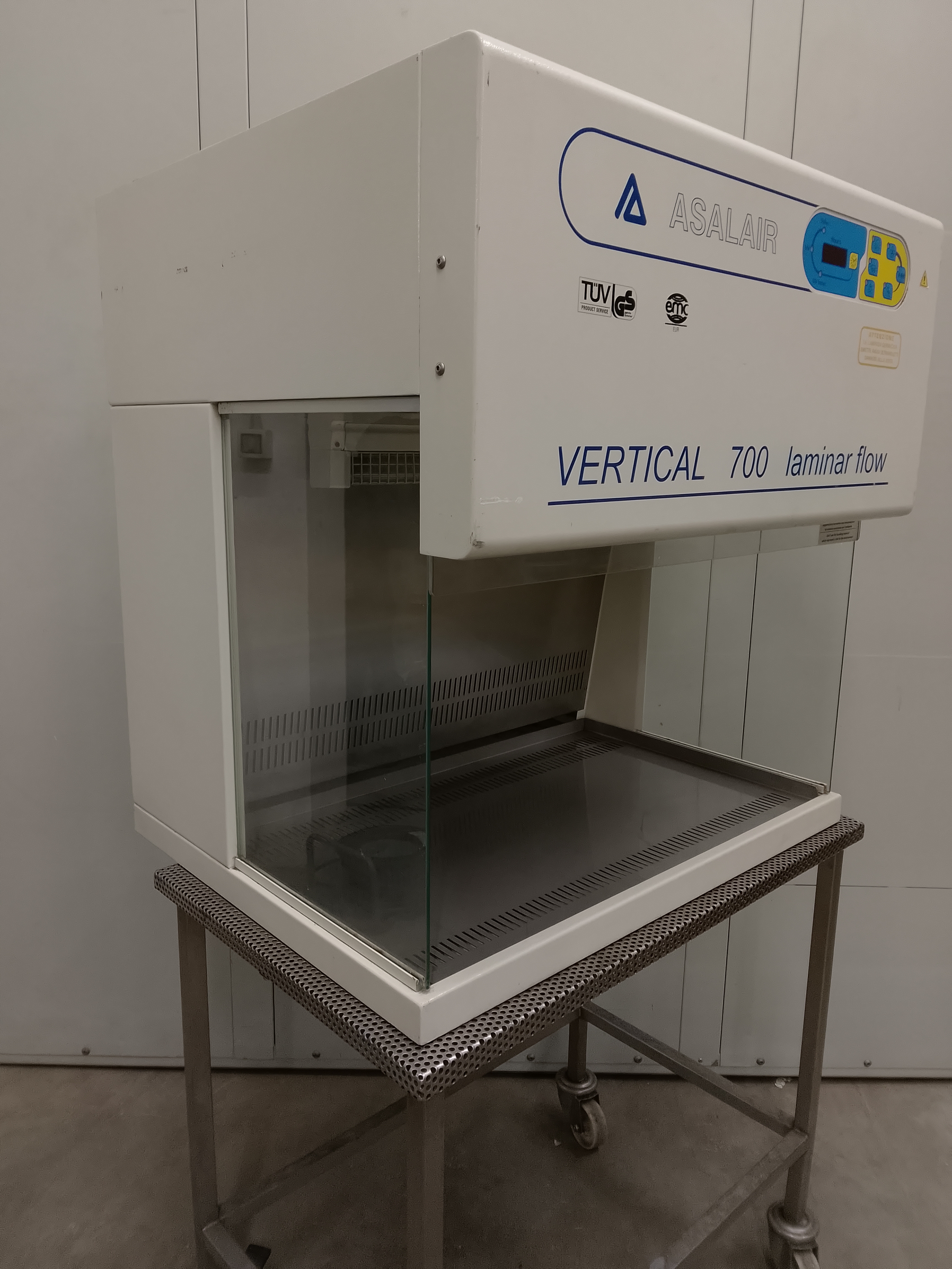 CAPPA A FLUSSO LAMINARE VERTICALE (COD. LAB-CAP-31) in vendita - foto 5