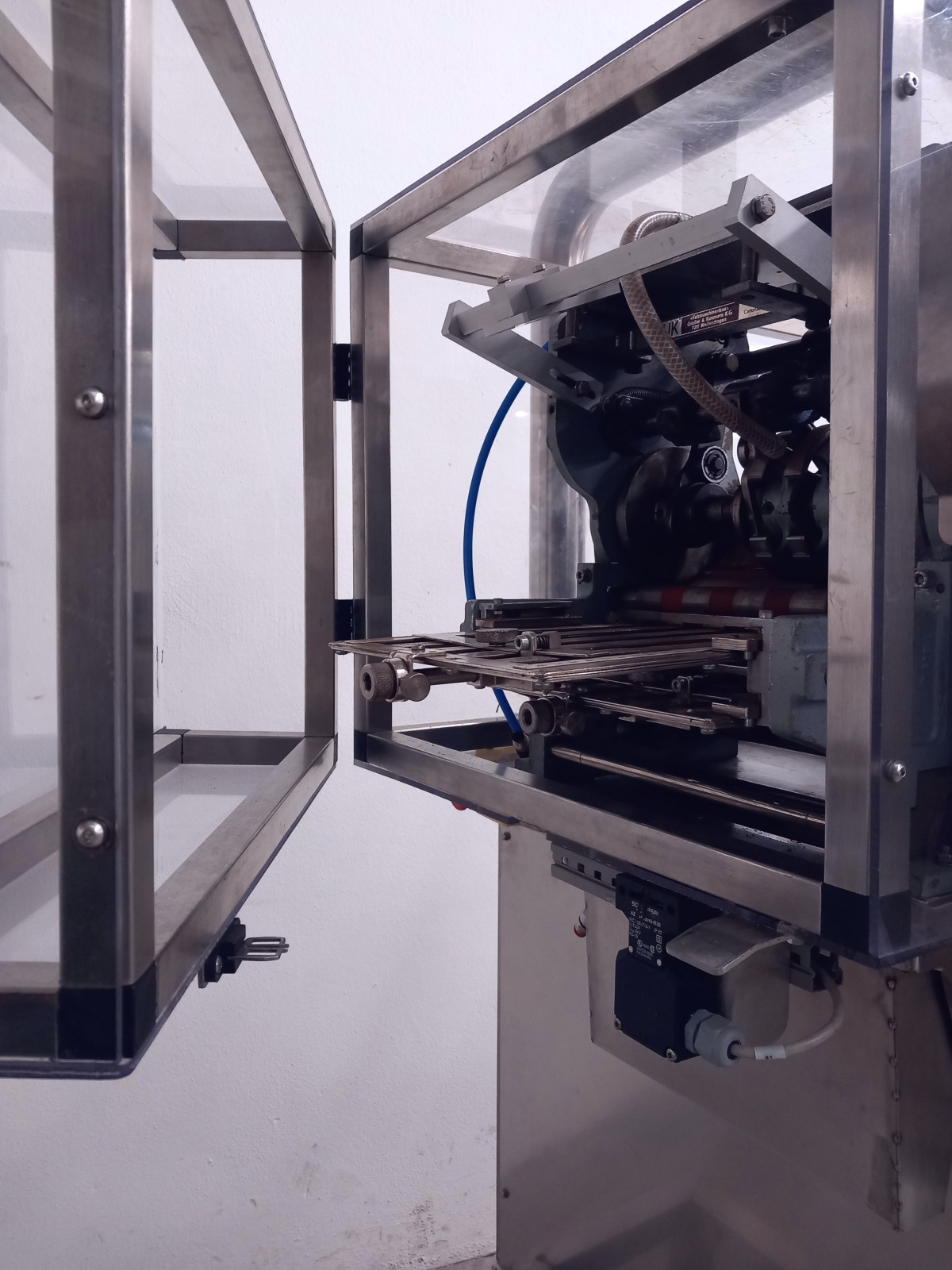 PIEGAPROSPETTI CON CARTER DI PROTEZIONE (MF-PK-PIE-14) in vendita - foto 8