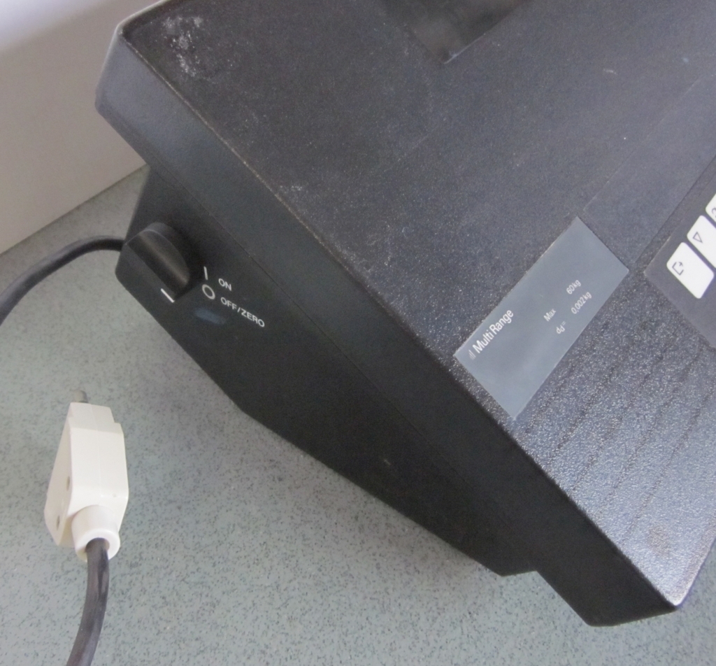 BILANCIA DI PRECISIONE – SAUTER MOD. E 1200 (BIL-40) in vendita - foto 3