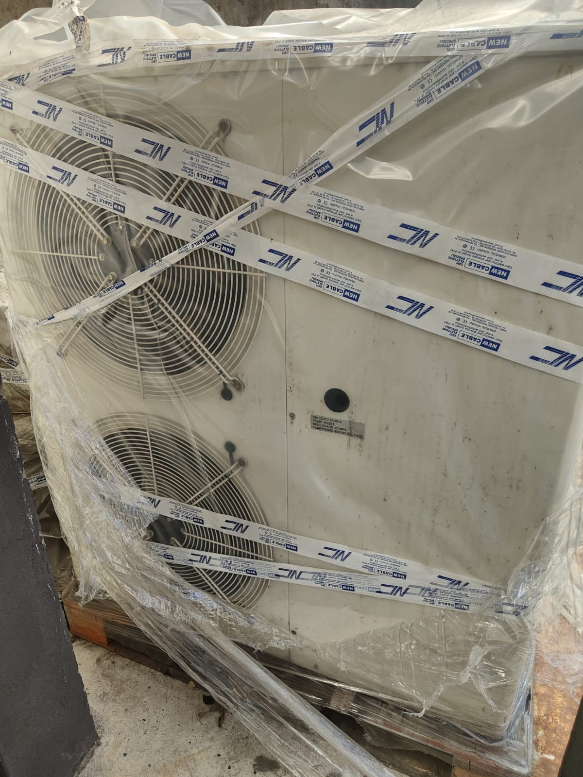 Refrigeratore condizionatore aria acqua unità esterna in vendita - foto 2