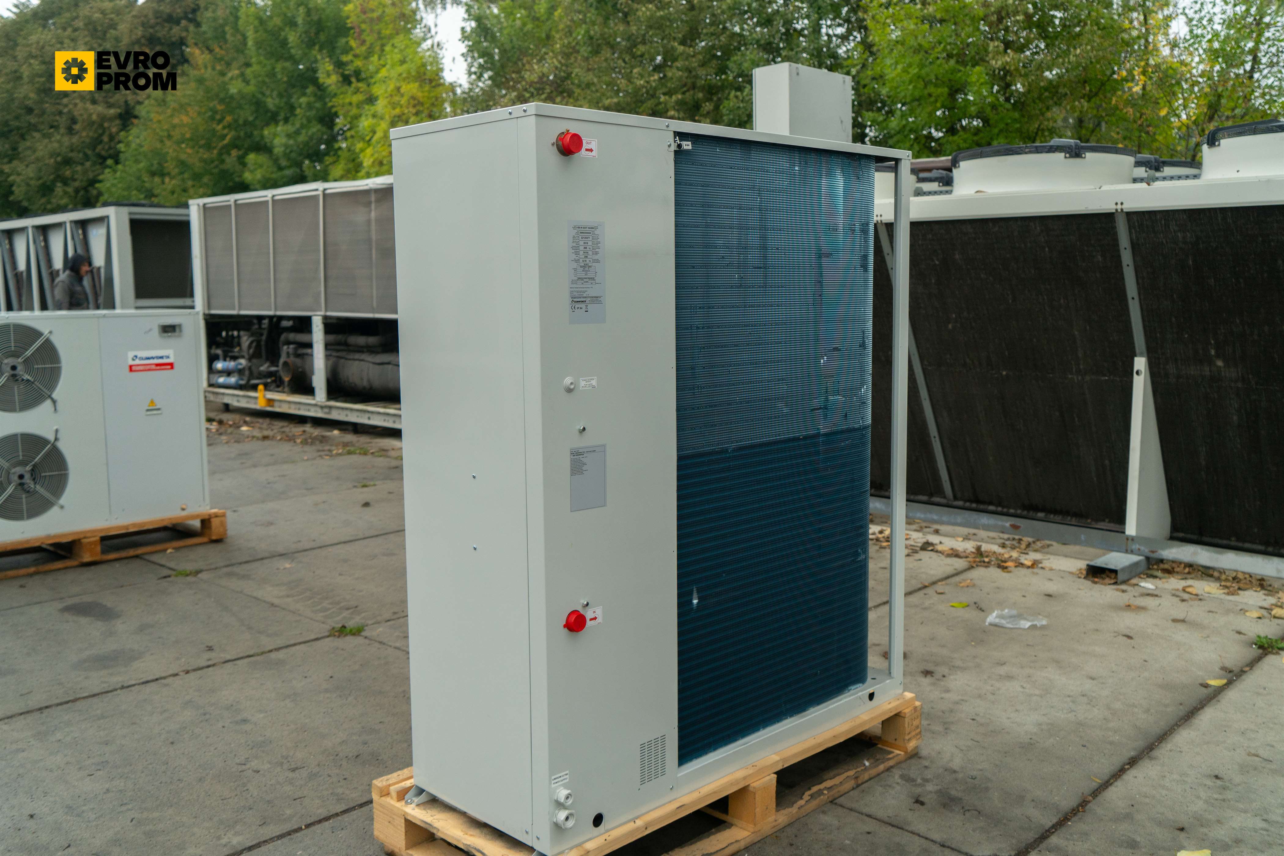 Chiller CLIMAVENETA | 24,7/26,1 kW | Garanzia | Nuovo in vendita - foto 2