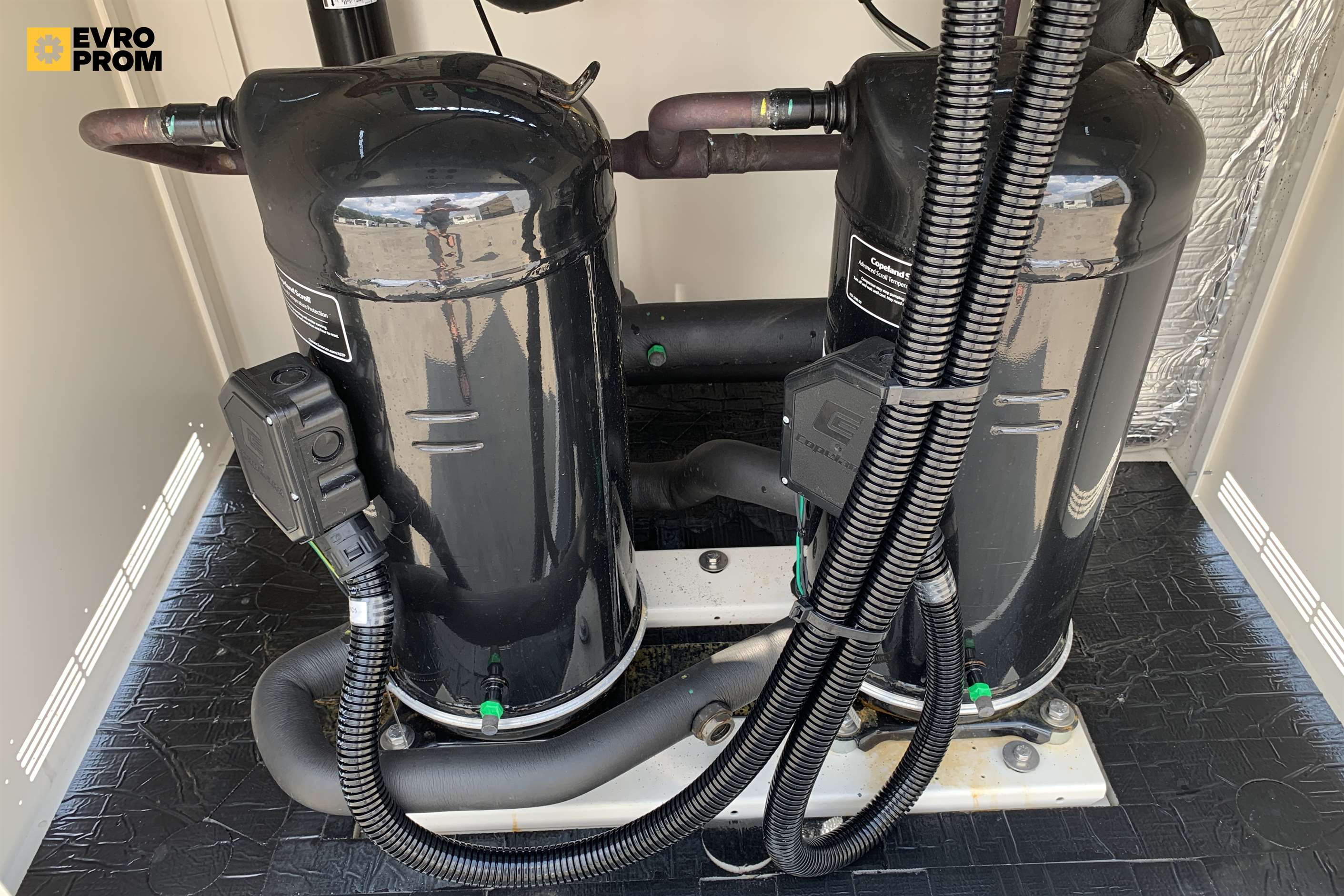 Water cooled chiller Panasonic | 77 kW | 2024 | Nuovo in vendita - foto 6