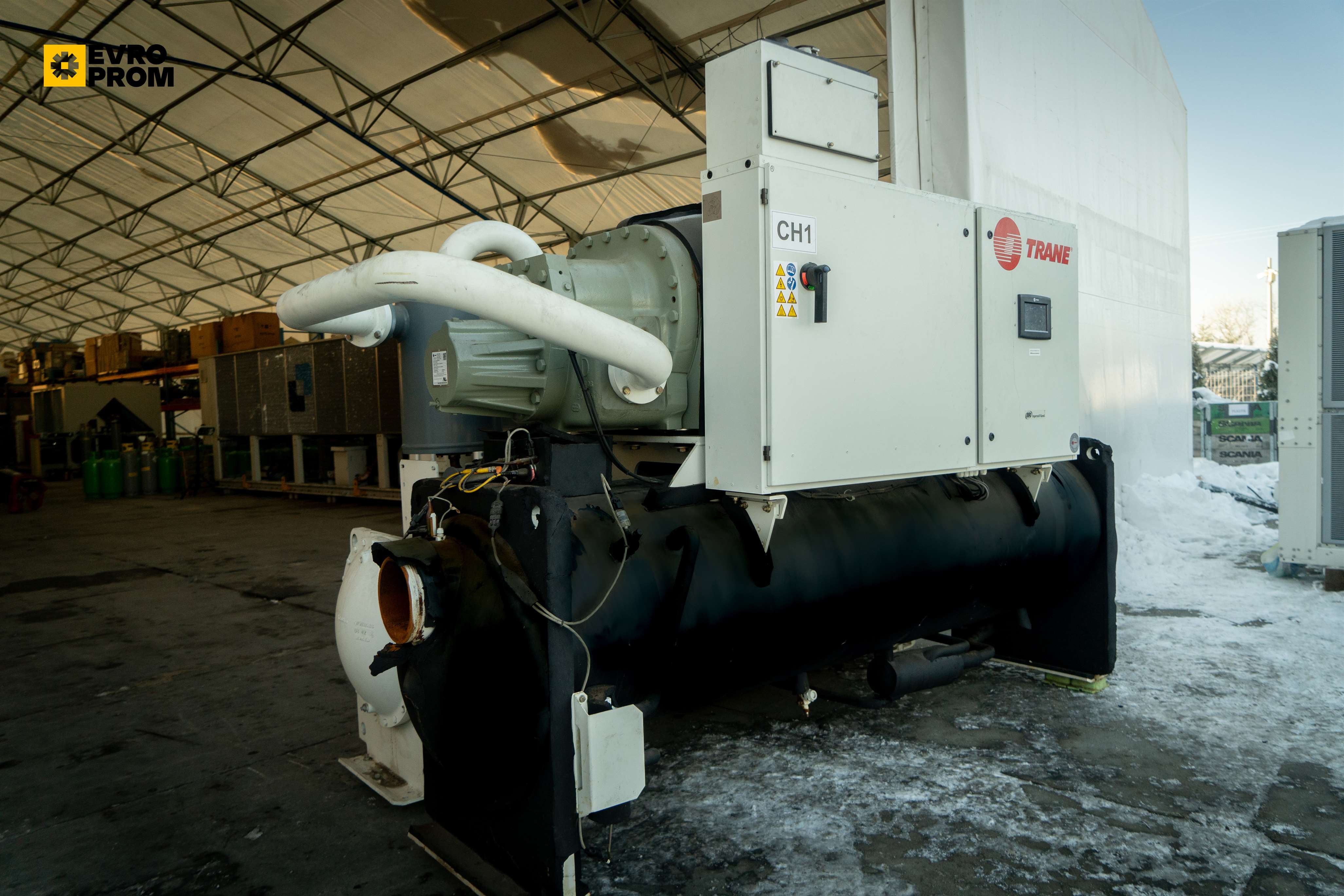 Water cooled chiller Trane | 1055 kW | Usato | Garanzia in vendita - foto 3