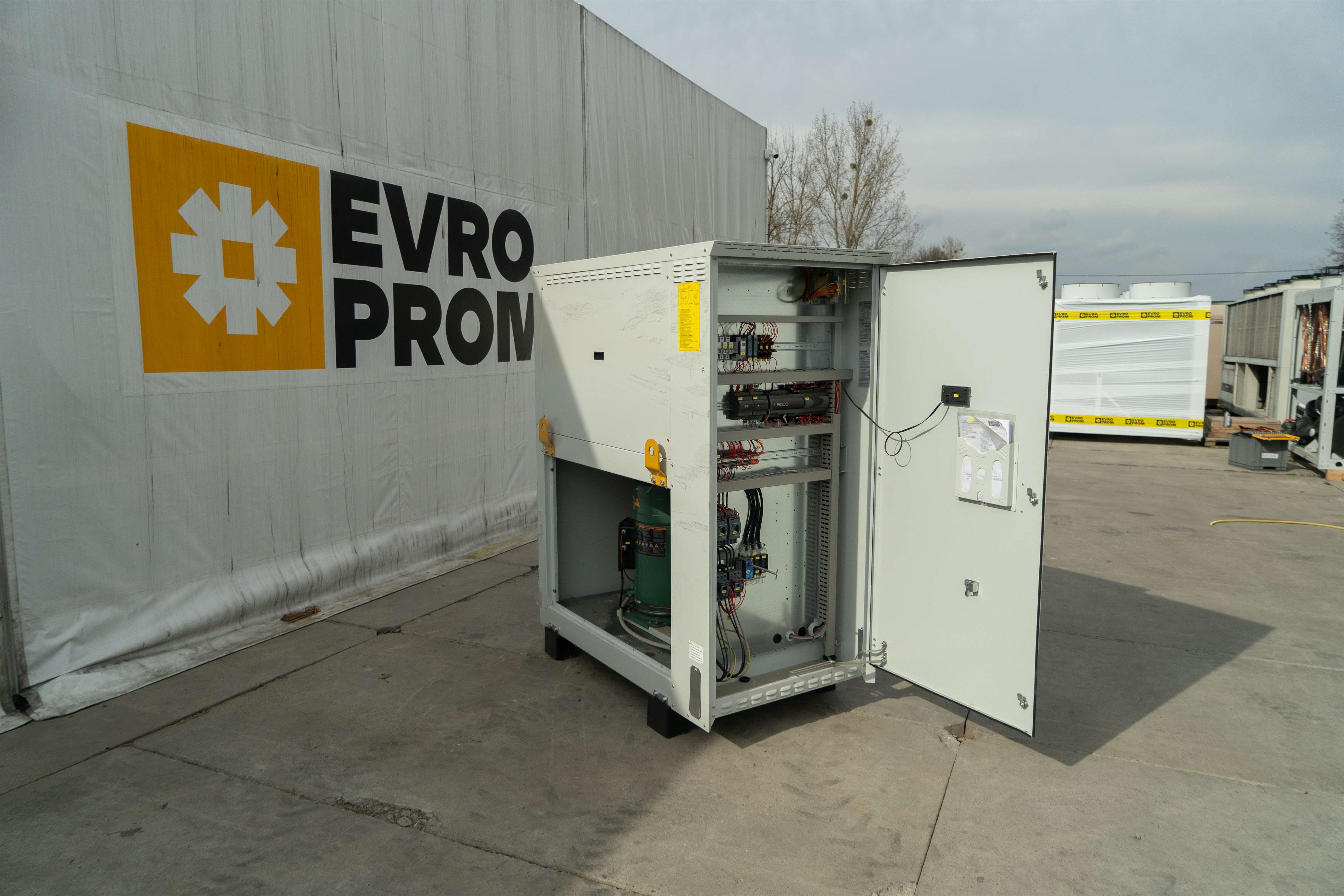 Climaveneta watercooled chiller | 157/175 kW | Nuovo in vendita - foto 7