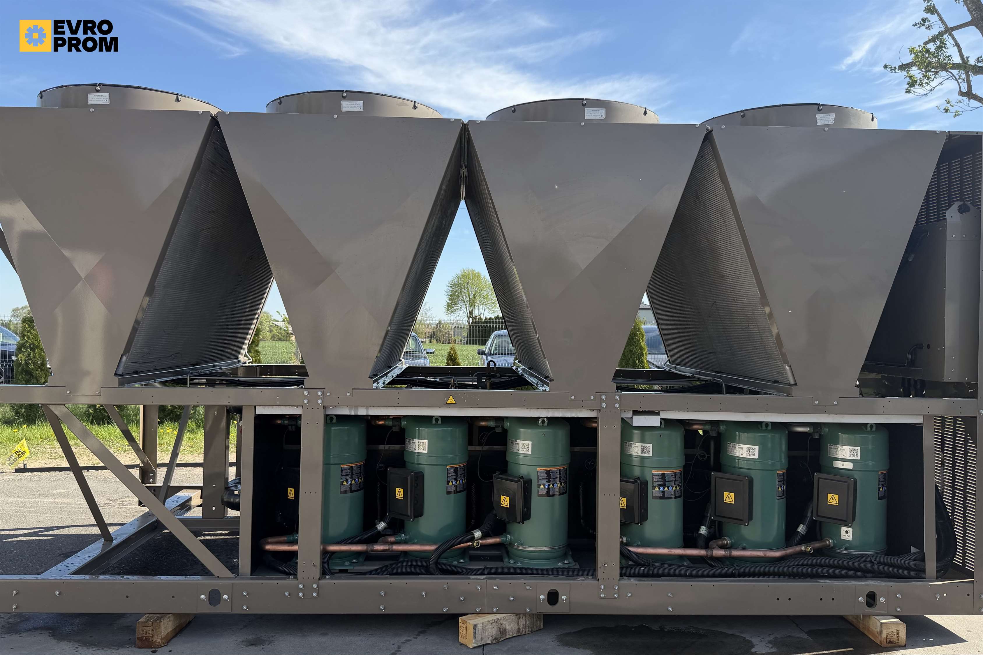 Air cooled chiller York | 520 kW | 2023 | Nuovo in vendita - foto 7