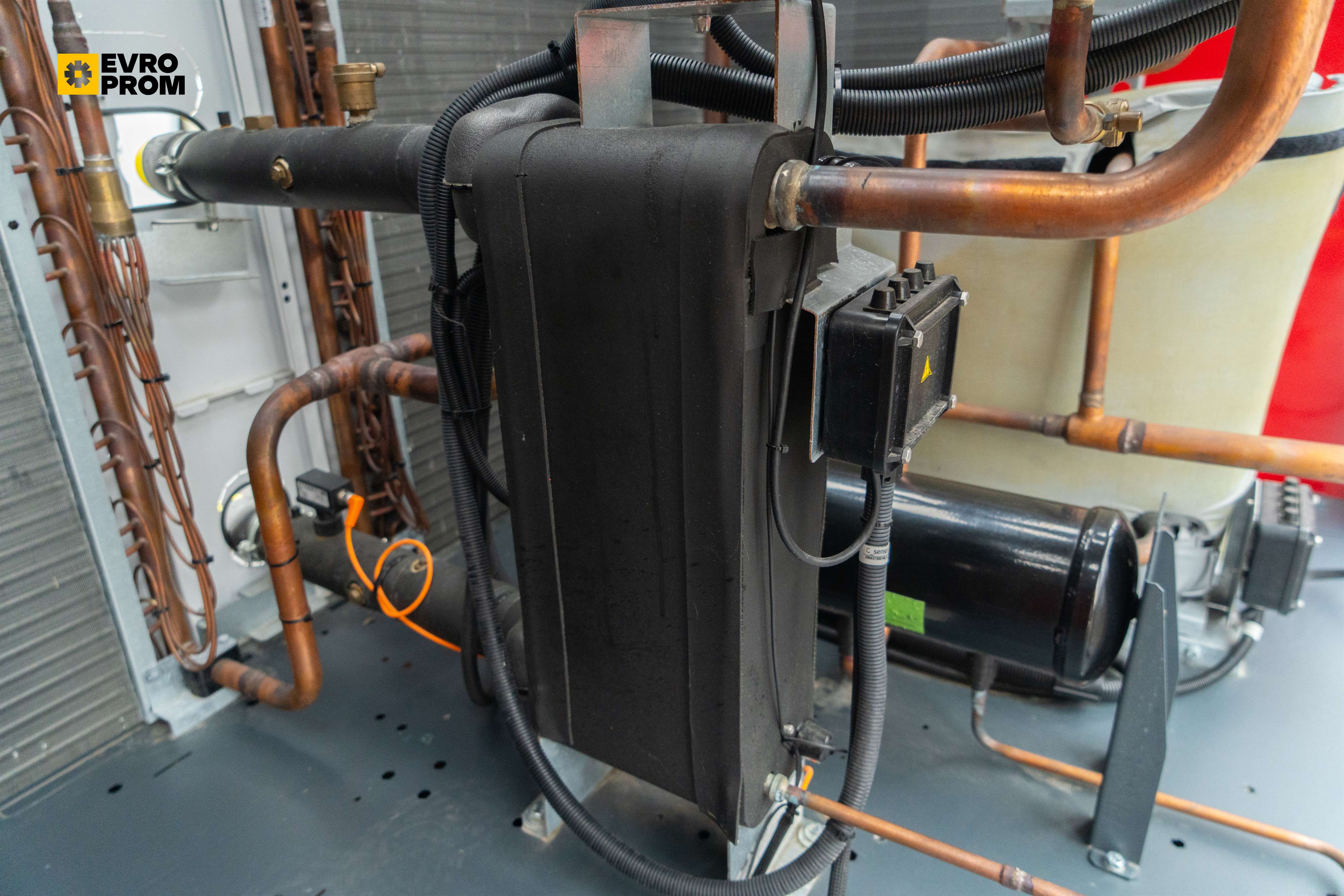 Chiller/Pompa di calore LENNOX | 53,6/54 kW | Garanzia in vendita - foto 6
