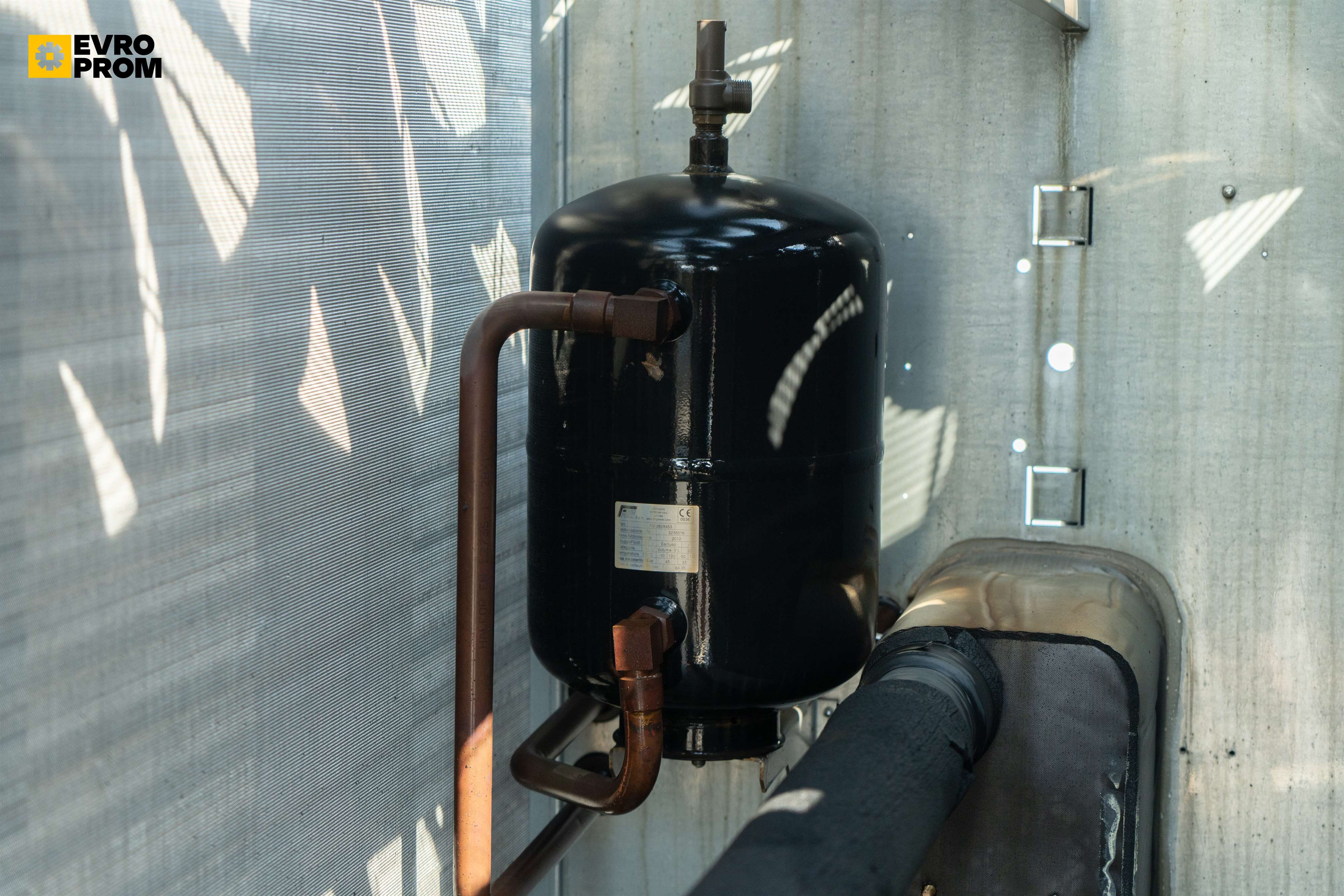 Chiller Climaveneta 127/144 kW | pompa di calore in vendita - foto 12