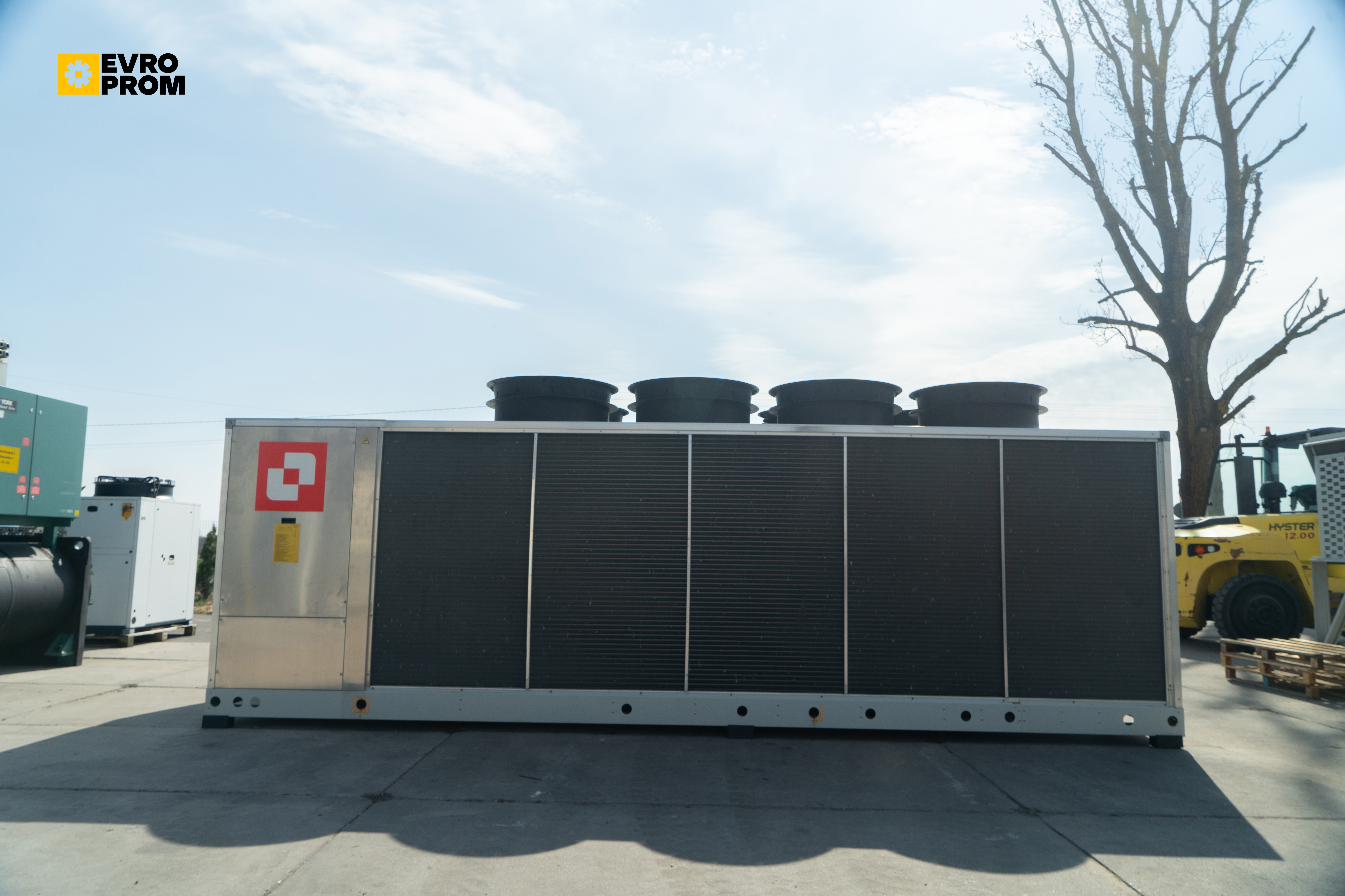 Chiller Climaveneta 311/327 kW | pompa di calore| Nuovo in vendita - foto 6