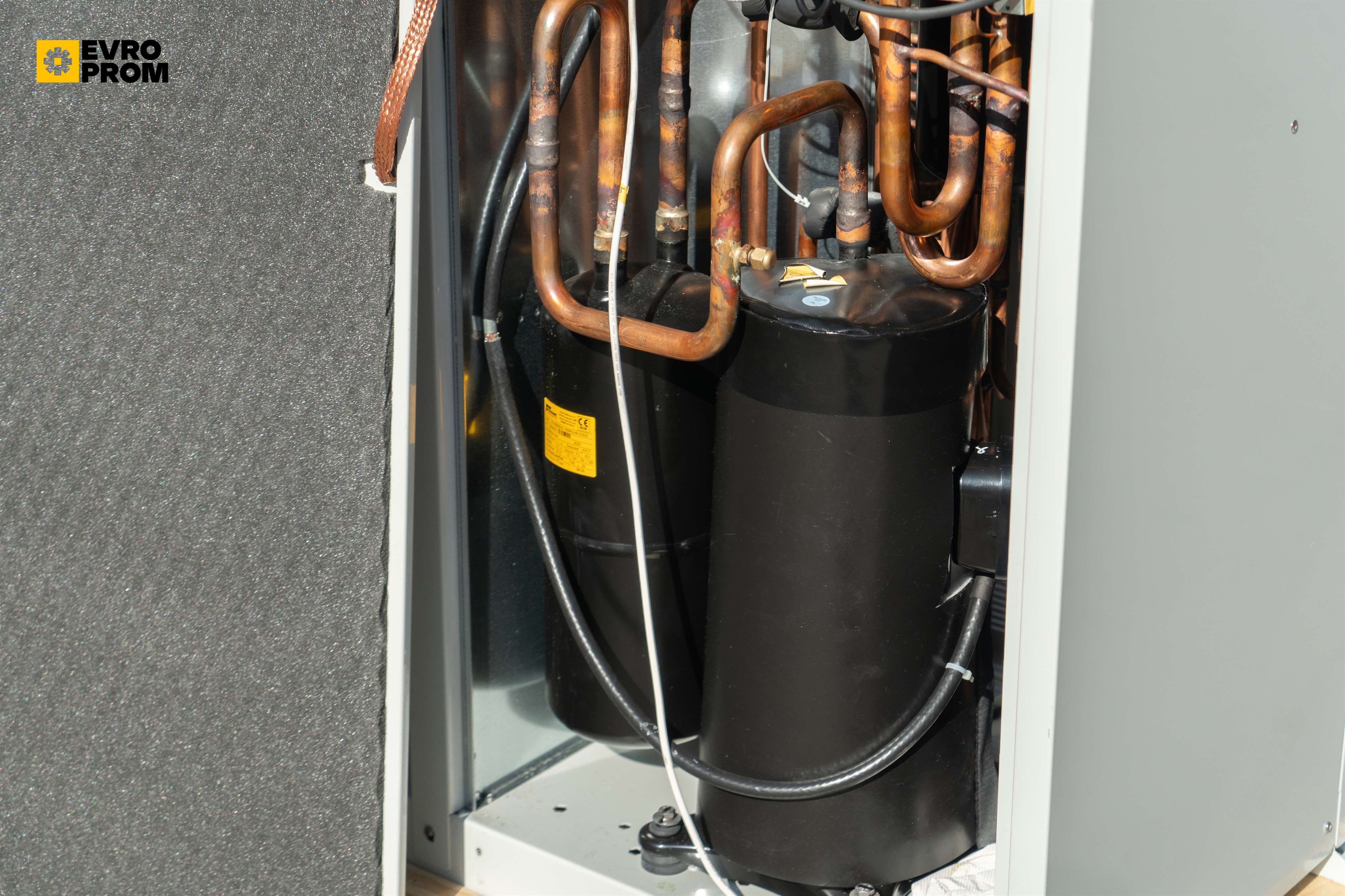 Chiller Climaveneta 25/27 kW | pompa di calore | Nuovo in vendita - foto 8