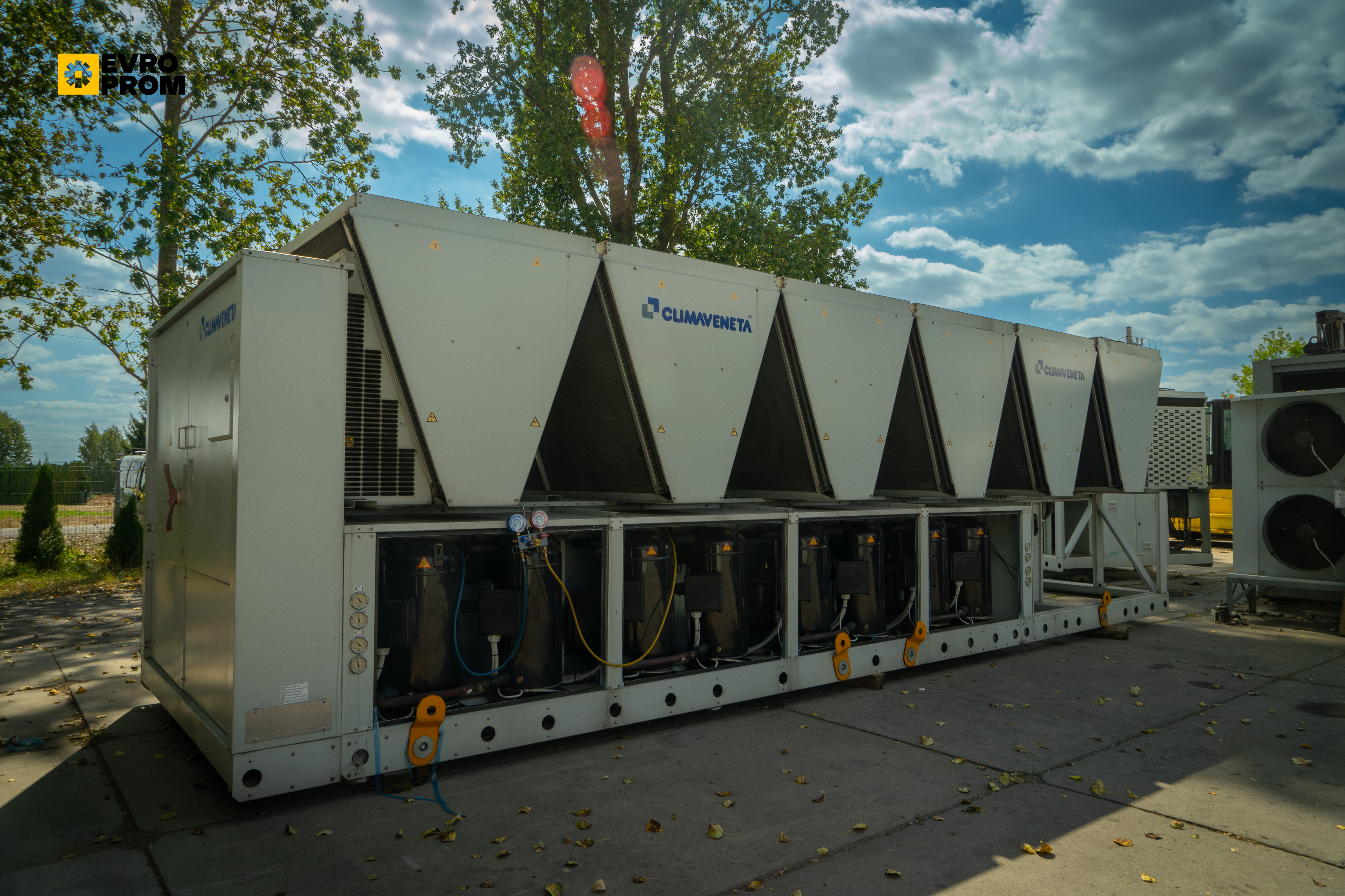Chiller Climaveneta 746 kW | R410A | Usato | Garanzia in vendita - foto 2