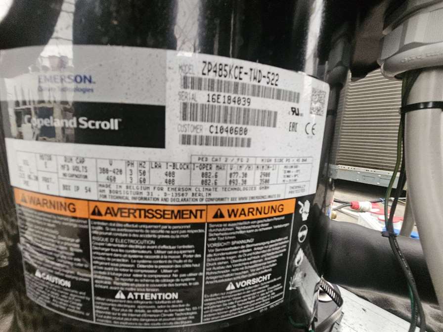 Water cooled chiller Climaveneta | 251/282 kW | Nuovo in vendita - foto 8