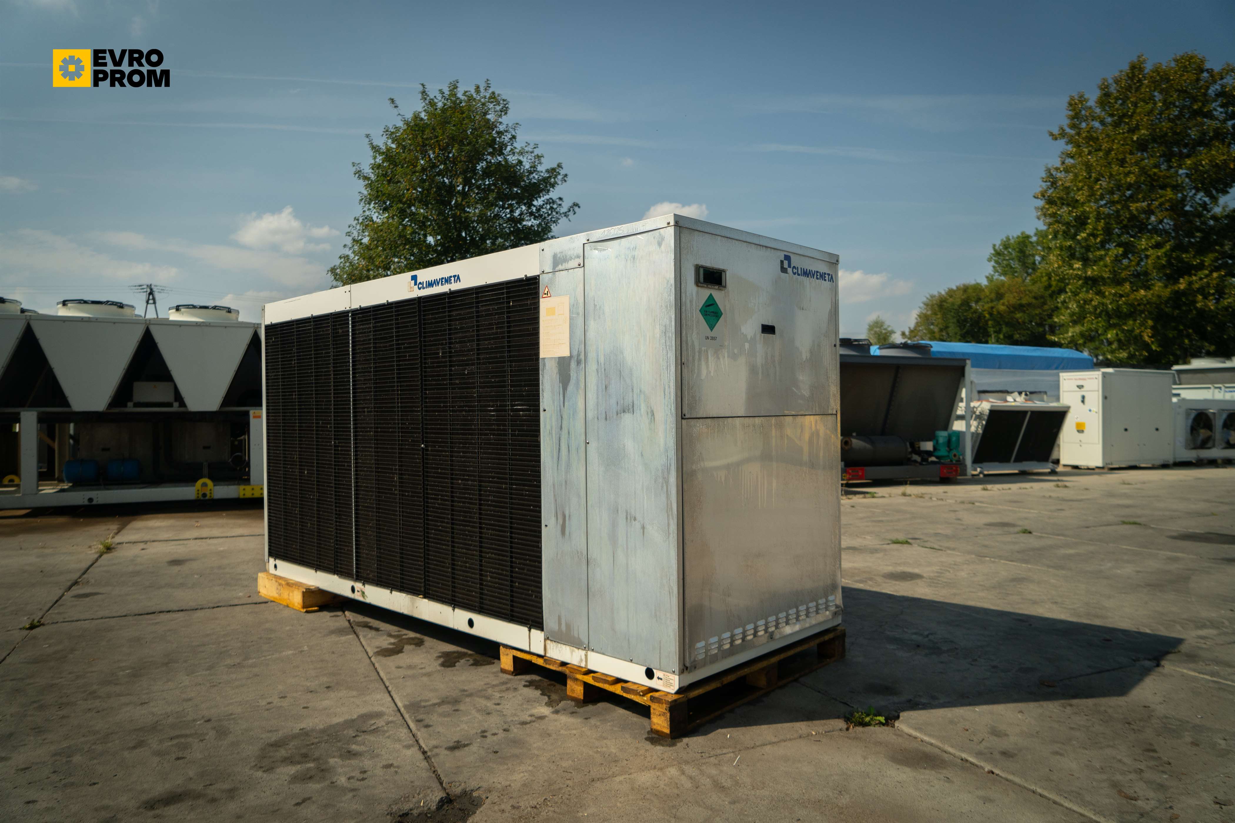 Chiller Climaveneta 127/144 kW | pompa di calore in vendita - foto 1