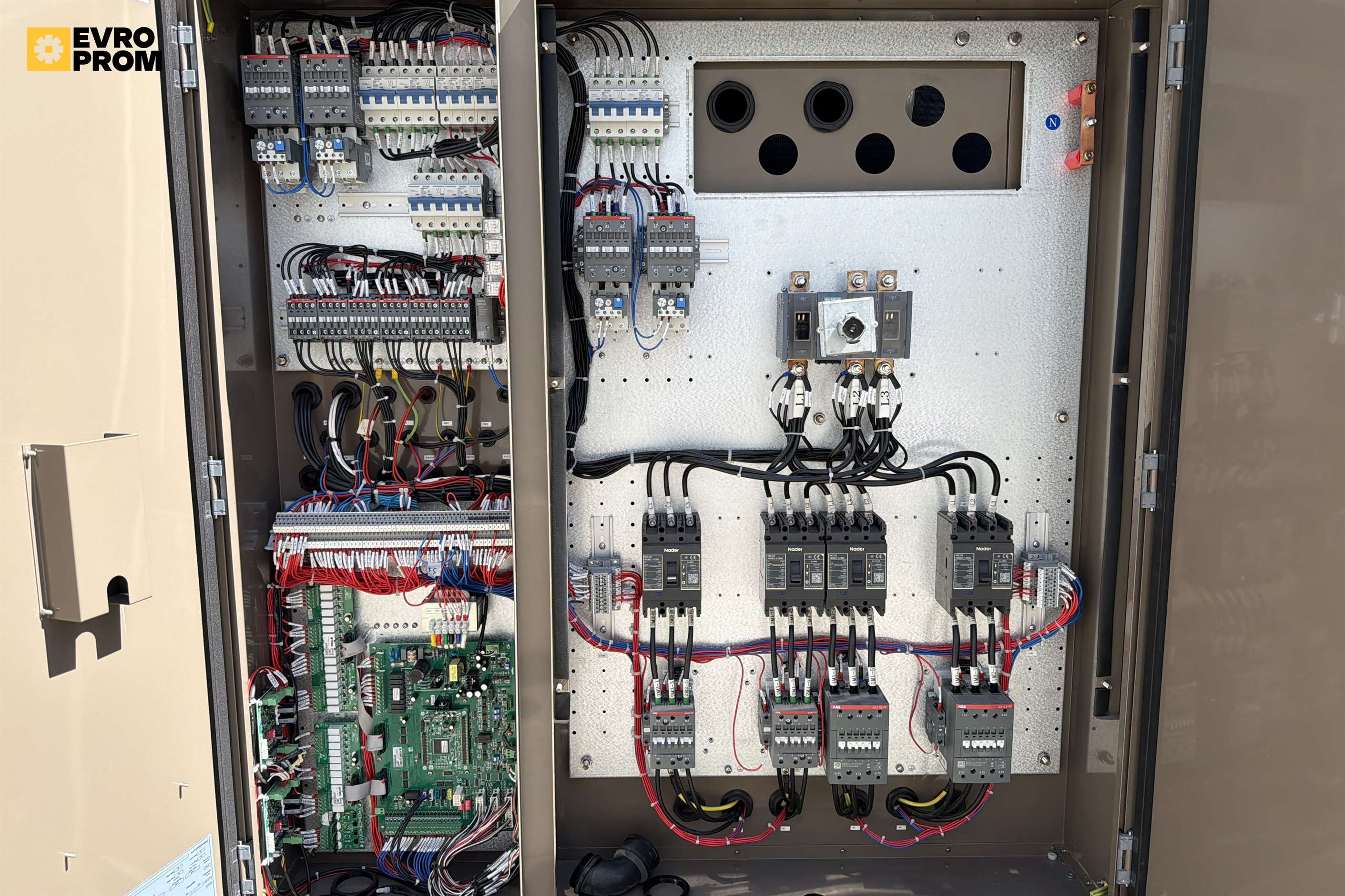 Chiller York 364/406 kW | pompa di calore | Nuovo in vendita - foto 12