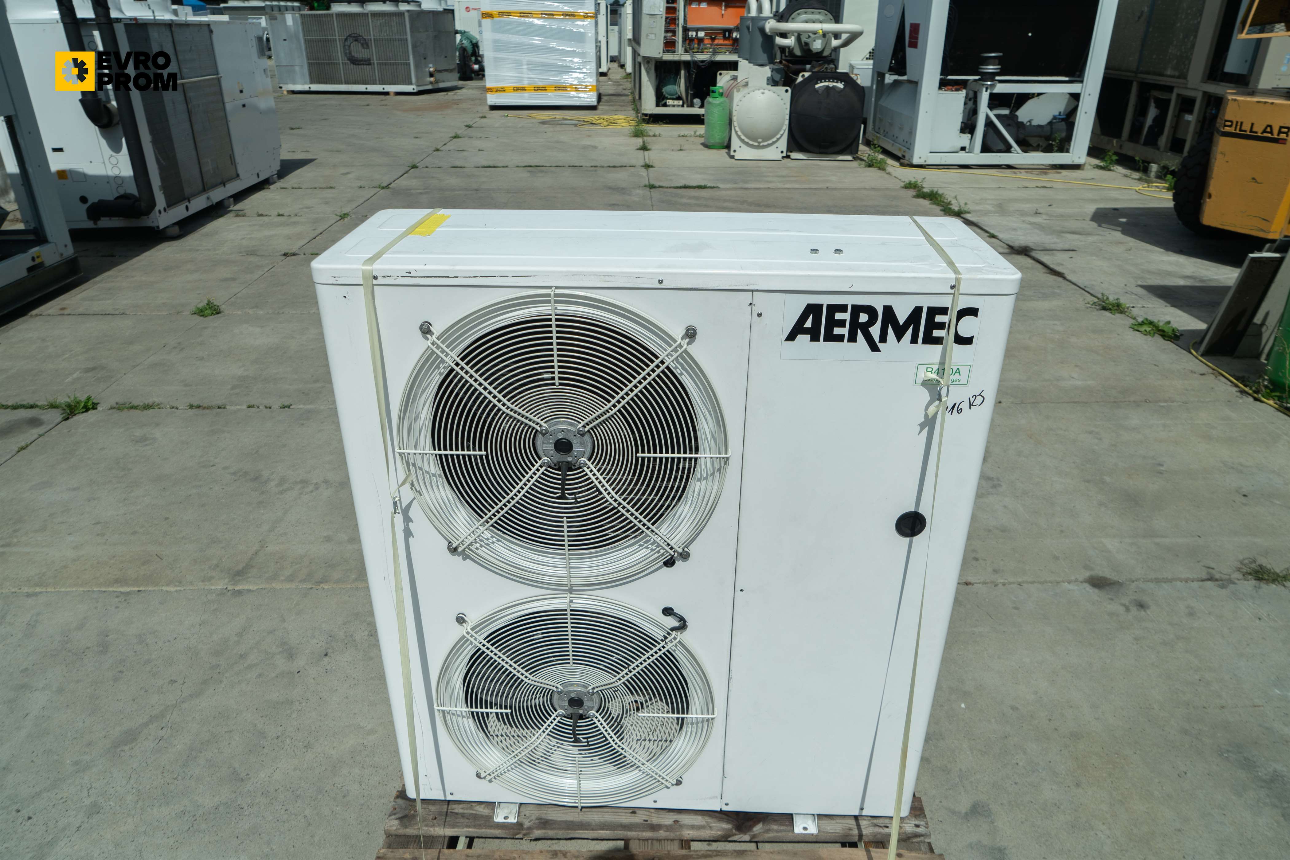 Chiller Aermec 20 kW | R410A | 2019 | Usato | Garanzia in vendita - foto 2
