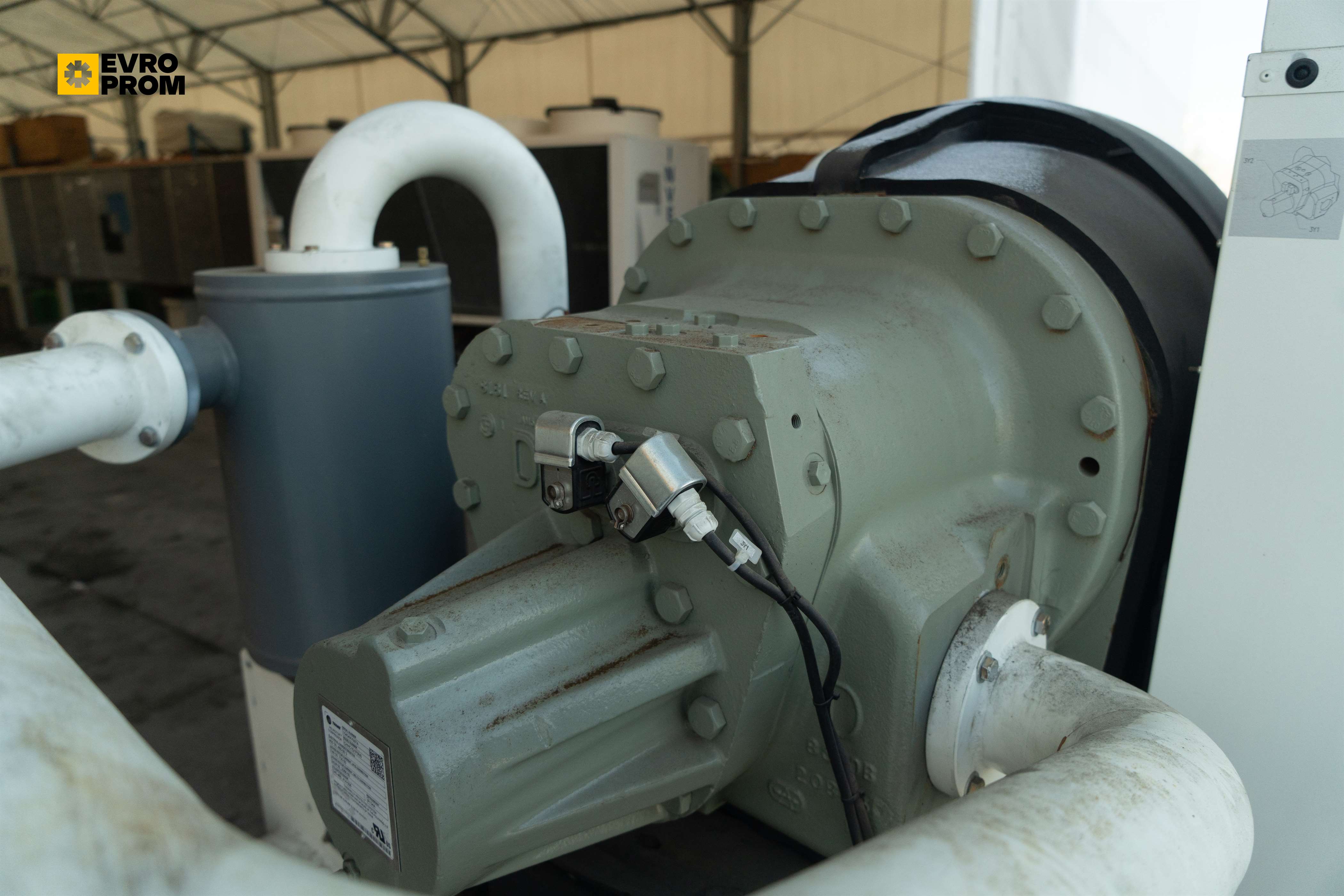 Water cooled chiller Trane | 1055 kW | Usato | Garanzia in vendita - foto 8