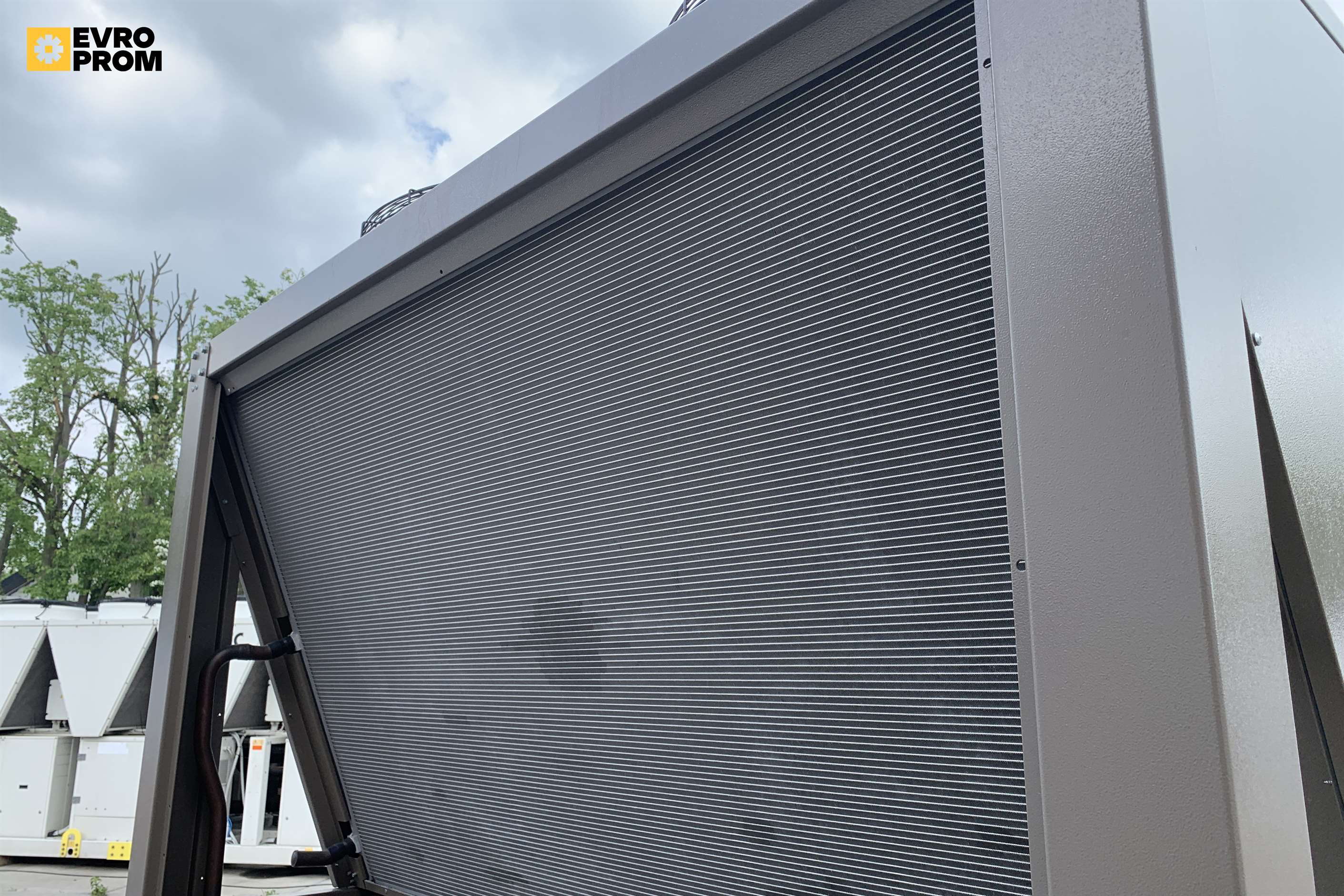 Chiller York 535 kW | R1234ze | EC-fans | 2024 | Nuovo in vendita - foto 5