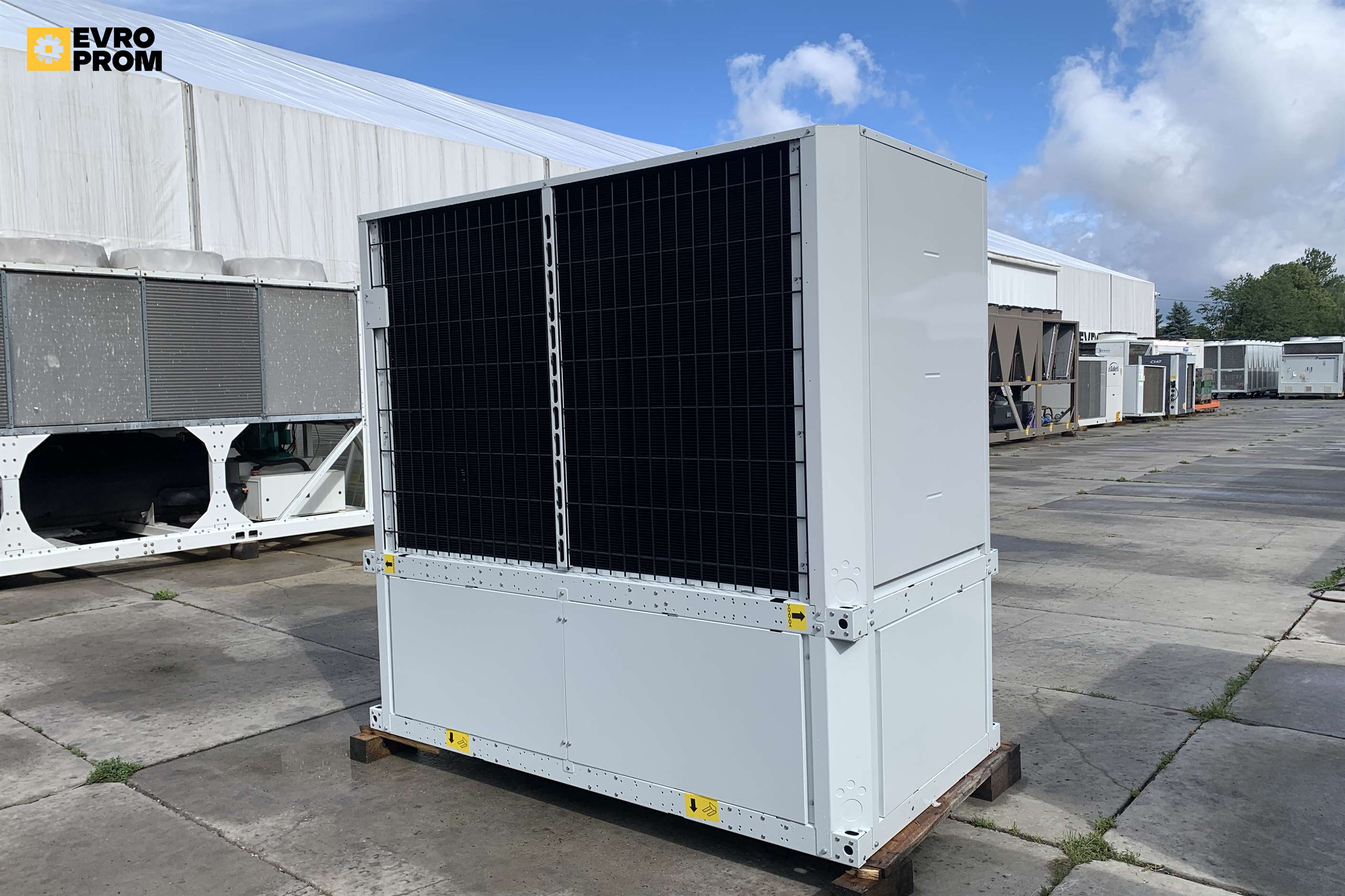 Chiller Carrier aircooled | 63,6 kW | 2024 Nuovo in vendita - foto 3