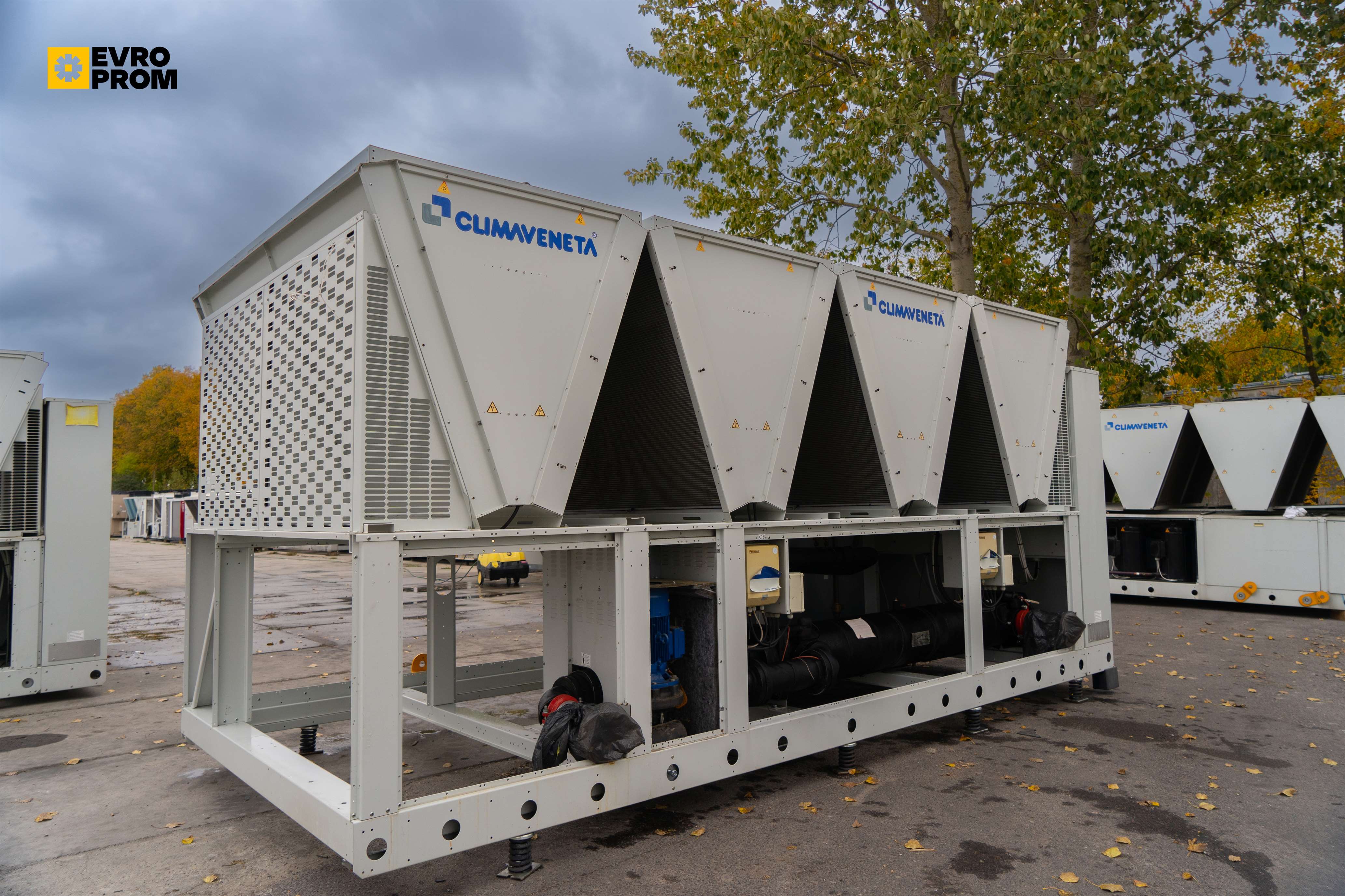 Chiller Climaveneta | 334 kW | 2017 | Usato + Garanzia in vendita - foto 4