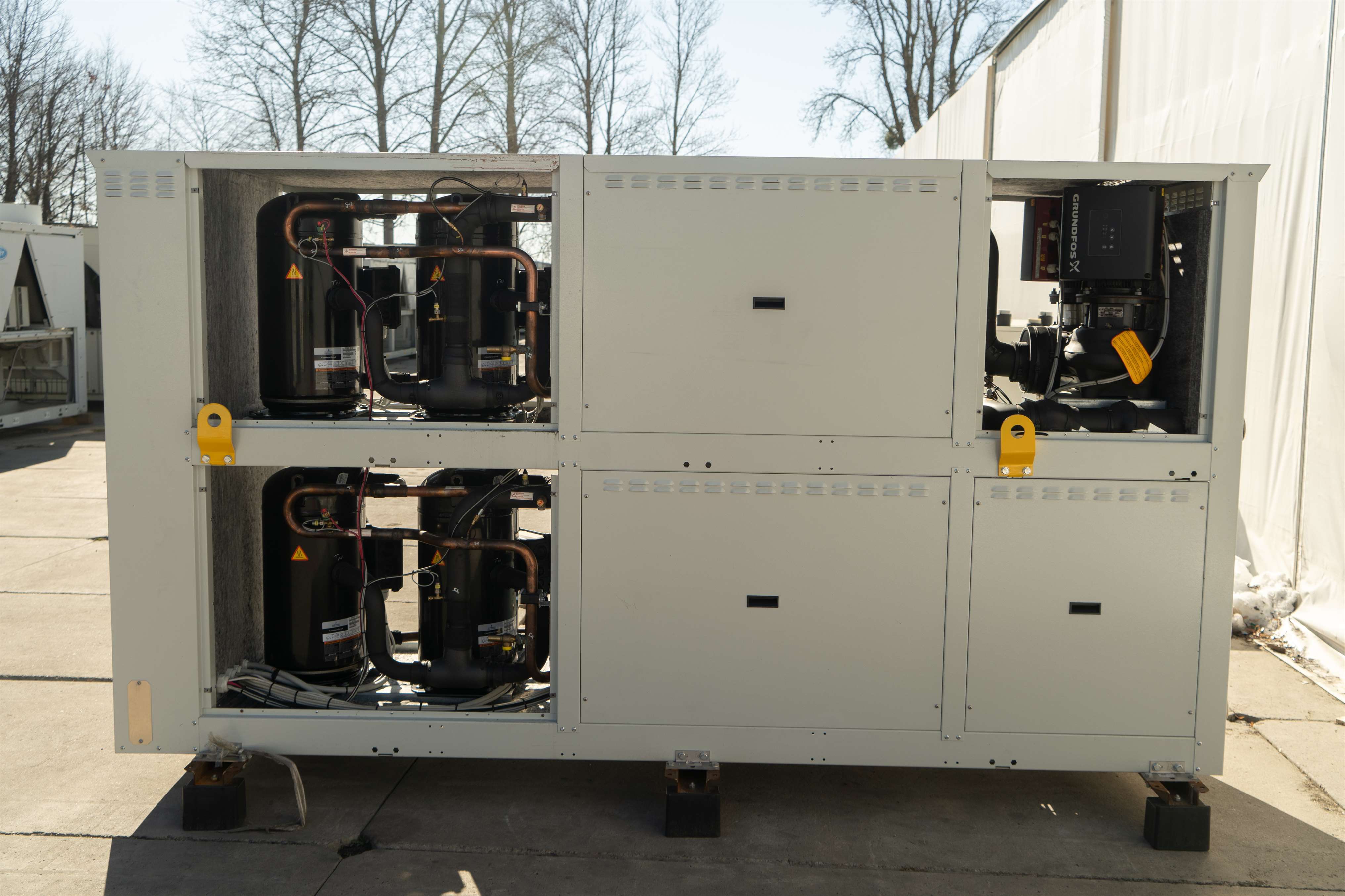 Water cooled chiller Climaveneta | 306/340 kW | Nuovo in vendita - foto 8