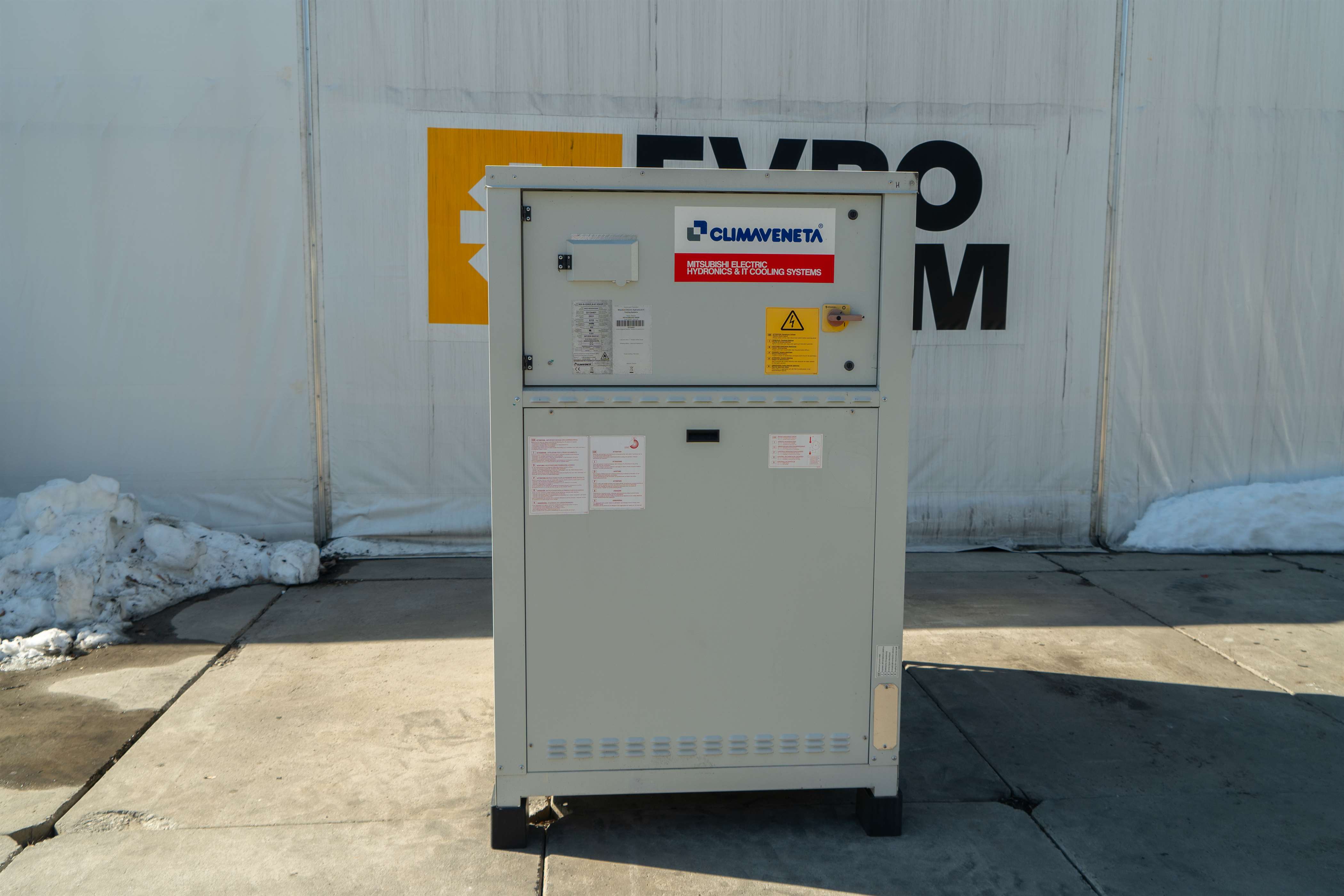 Chiller CLIMAVENETA | 44.9/53.1 kW | Garanzia | Nuovo in vendita - foto 2