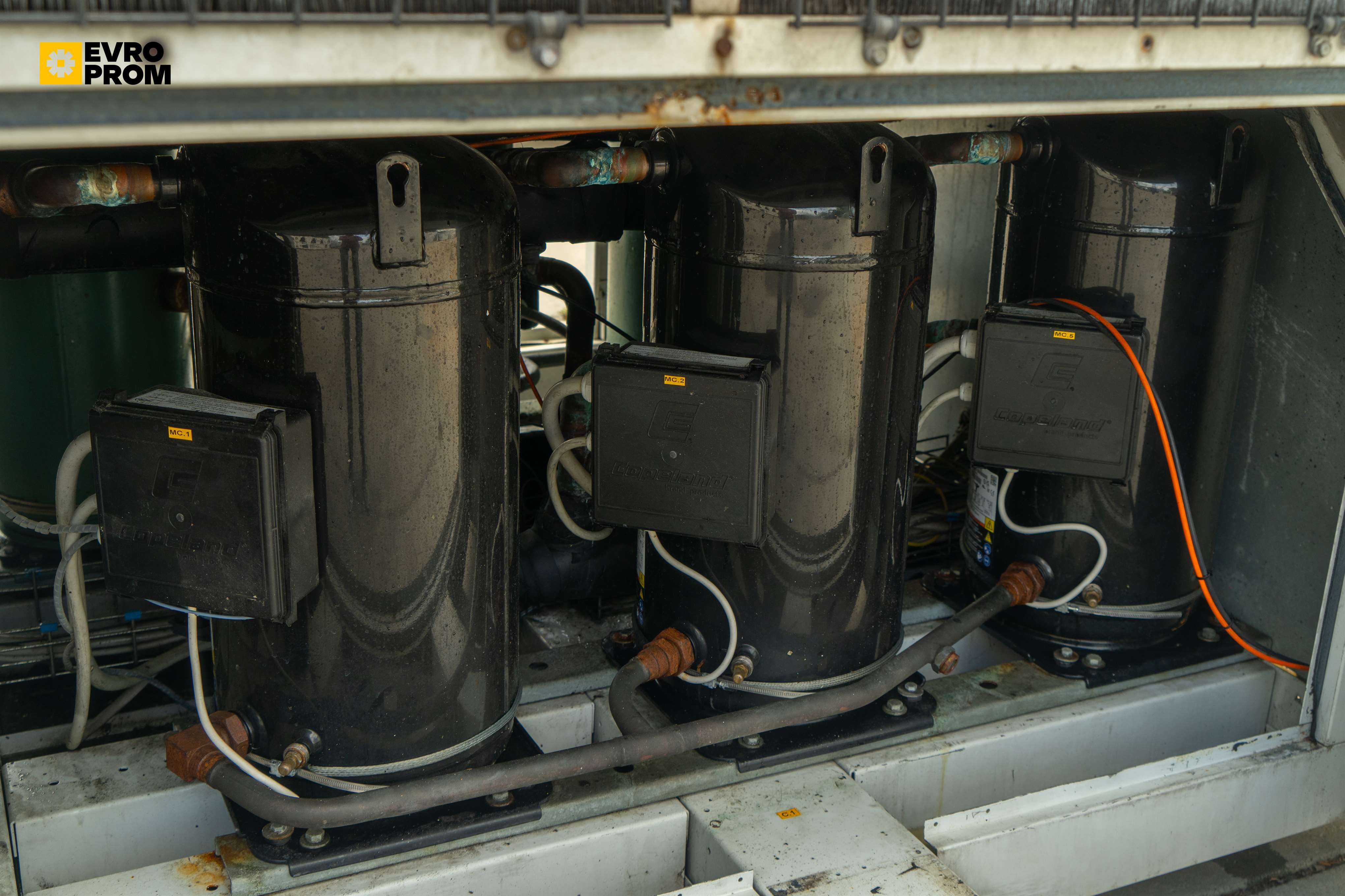 Chiller Emicon 488/570 kW | pompa di calore | Garanzia in vendita - foto 8