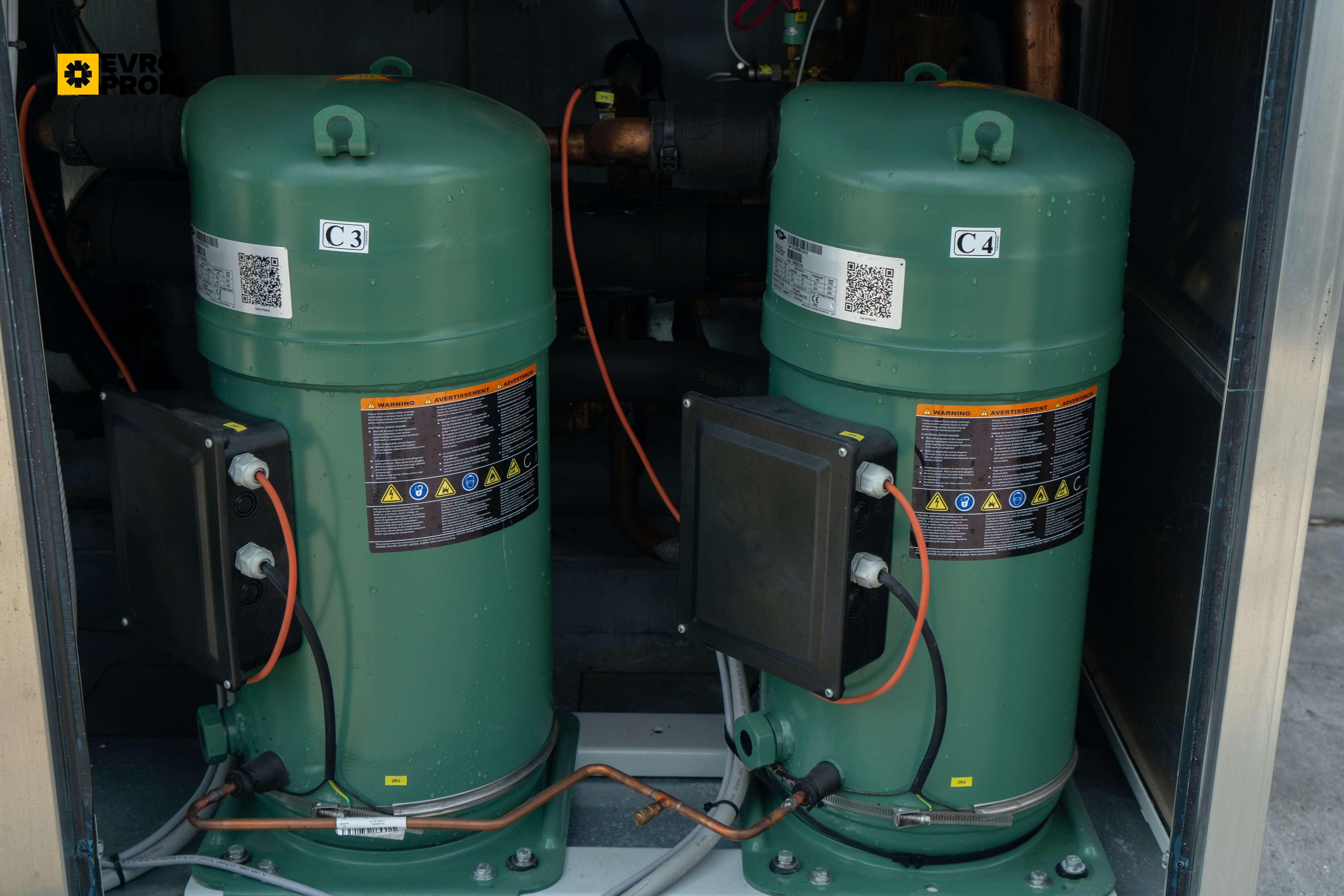 Chiller Climaveneta 311/327 kW | pompa di calore| Nuovo in vendita - foto 12