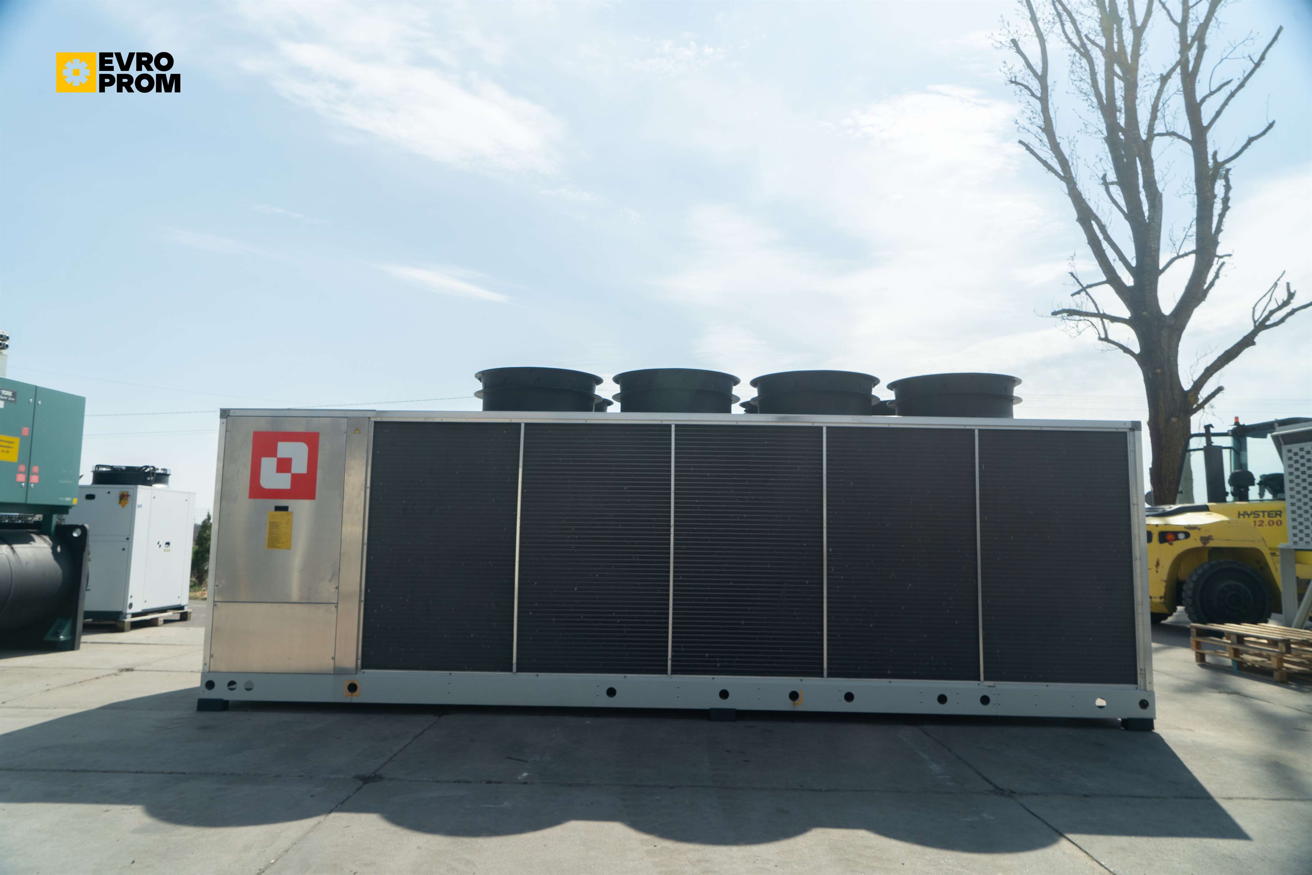 Chiller Climaveneta 311/327 kW | pompa di calore| Nuovo in vendita - foto 5
