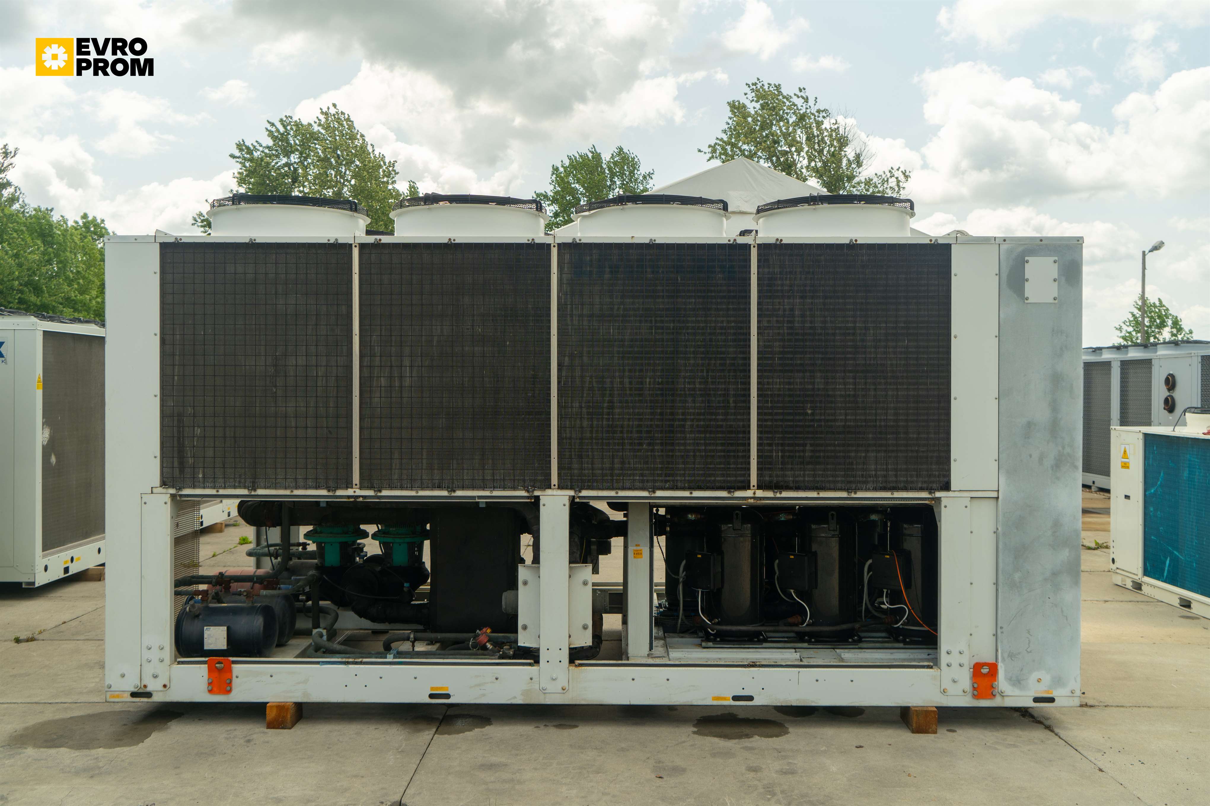 Chiller Emicon 488/570 kW | pompa di calore | Garanzia in vendita - foto 3