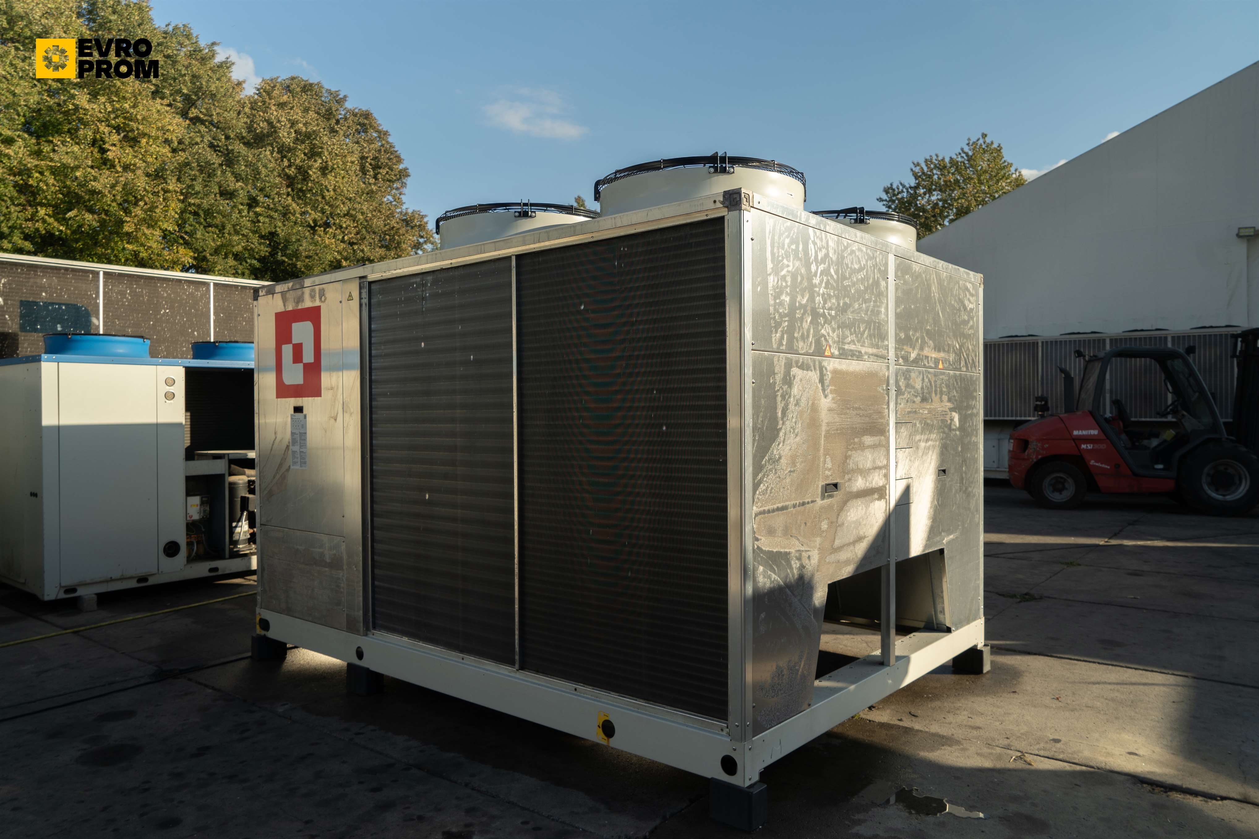 Chiller CLIMAVENETA | 159,7/178 kW | Garanzia | Nuovo in vendita - foto 4